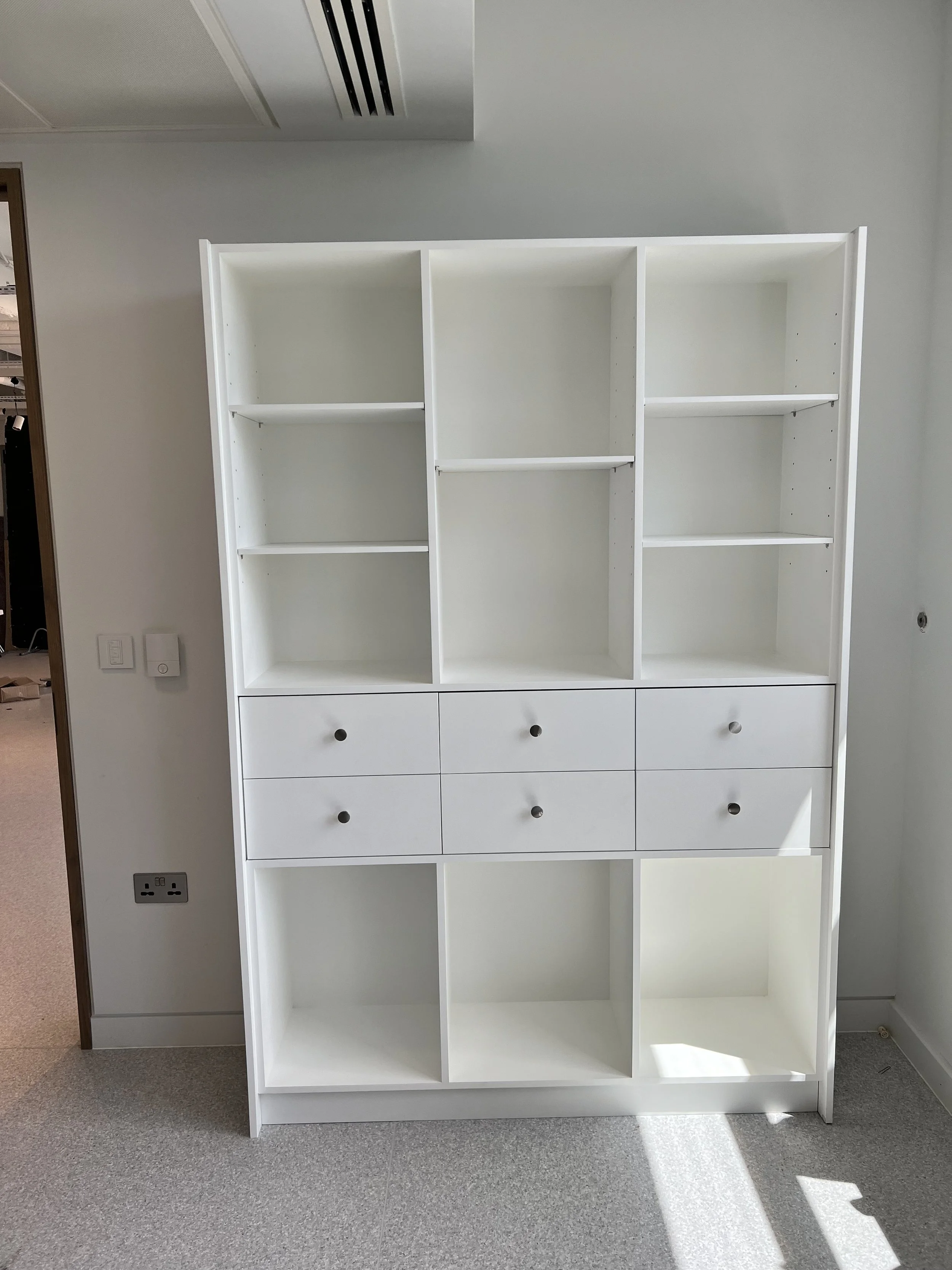 Bespoke Display Shelving - Vogue Magazine