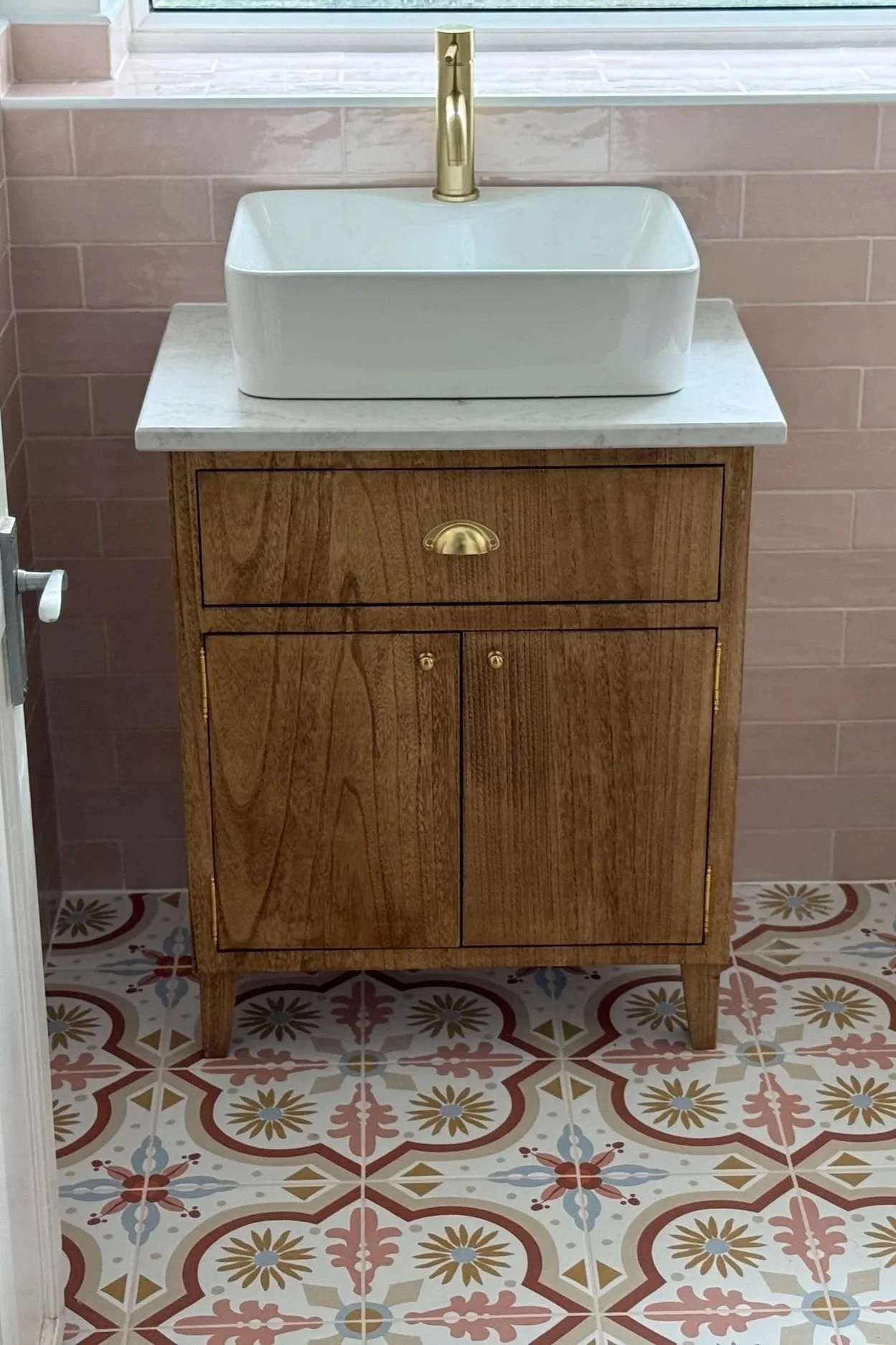 Oak Vanity Unit