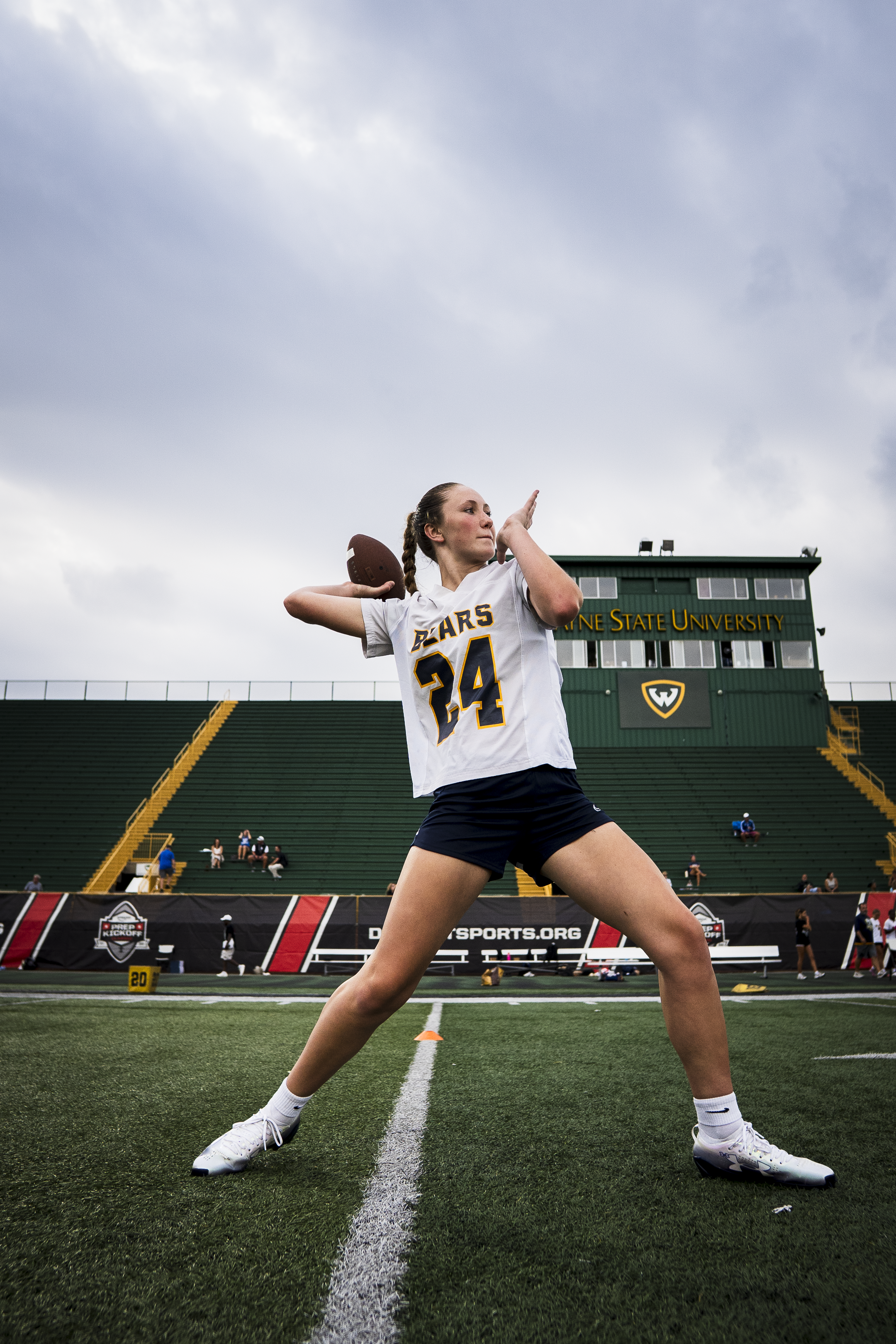 APKC_GirlsFlagFootball-41.png