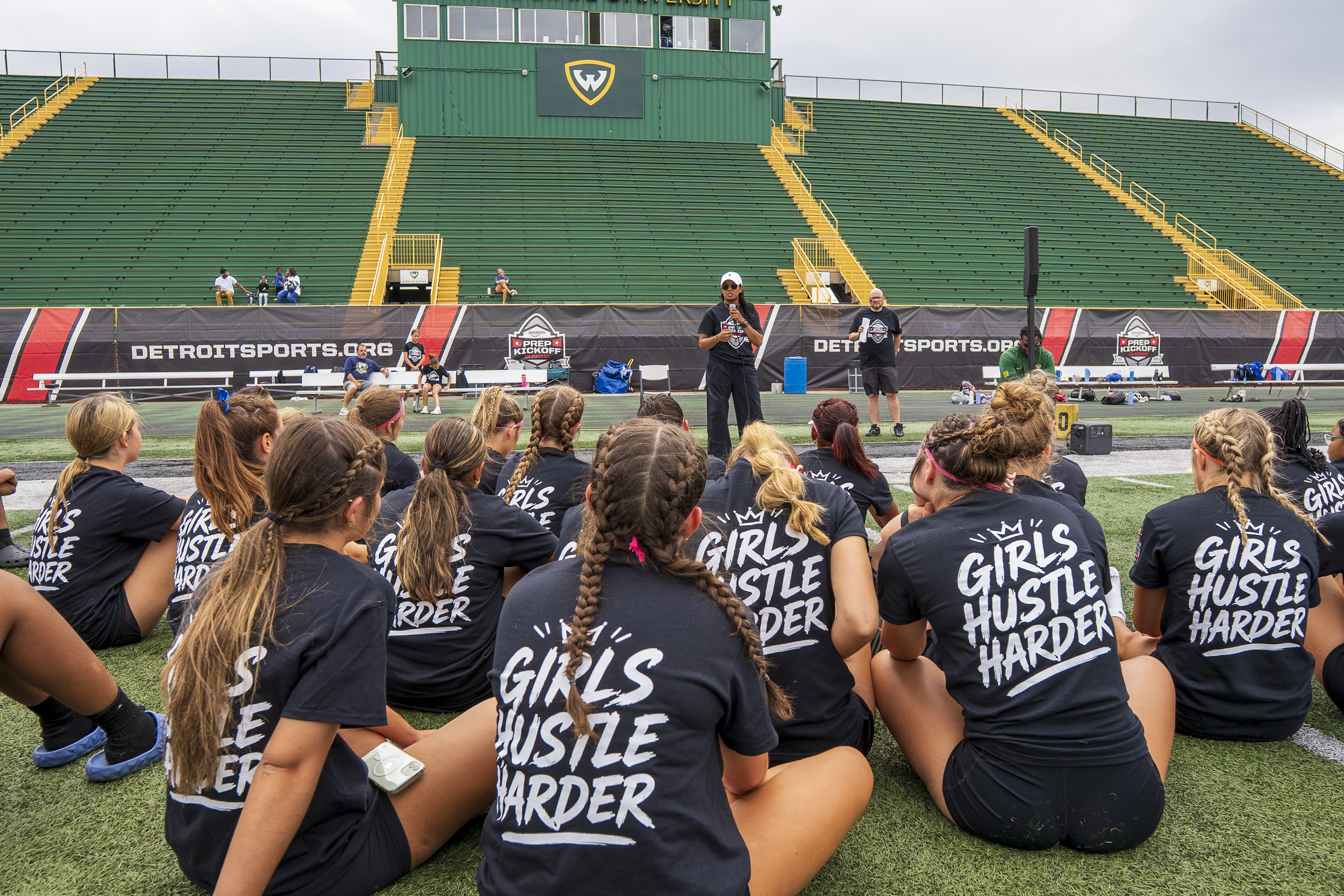 APKC_GirlsFlagFootball-6.png