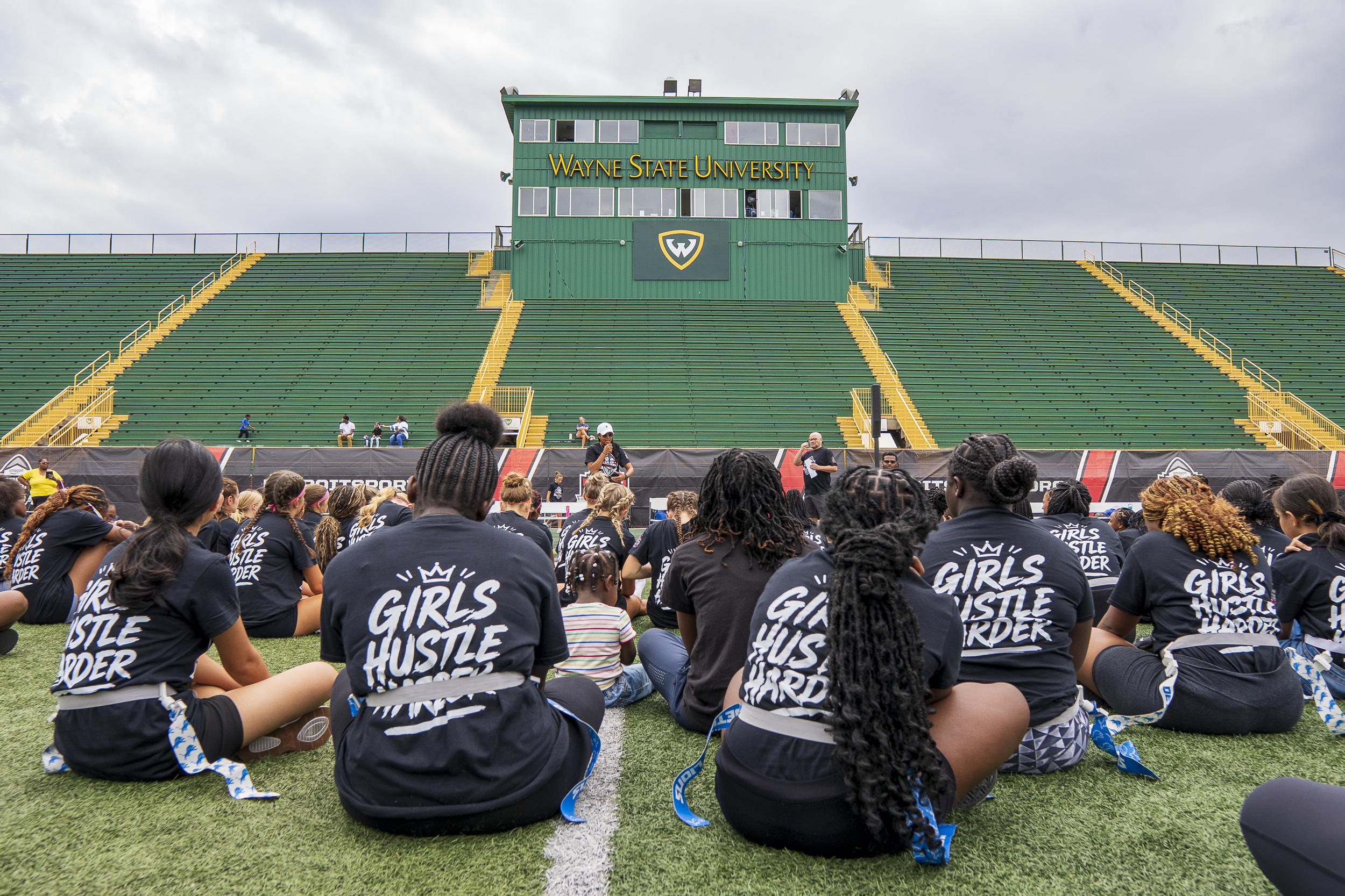 APKC_GirlsFlagFootball-7.png