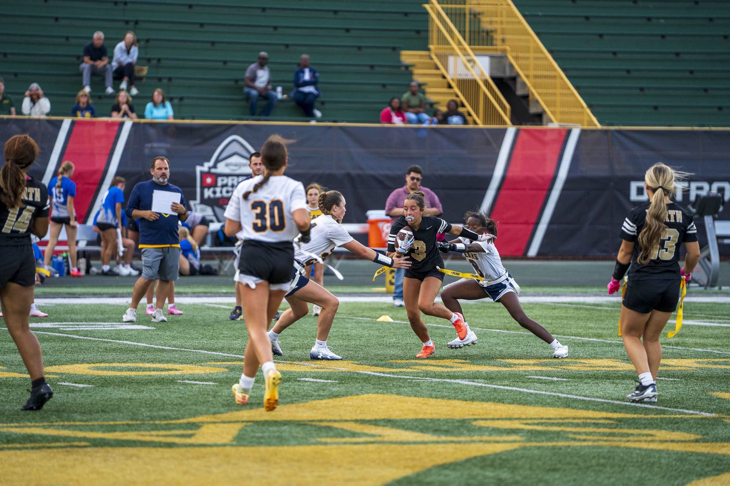 APKC_GirlsFlagFootball-59.png
