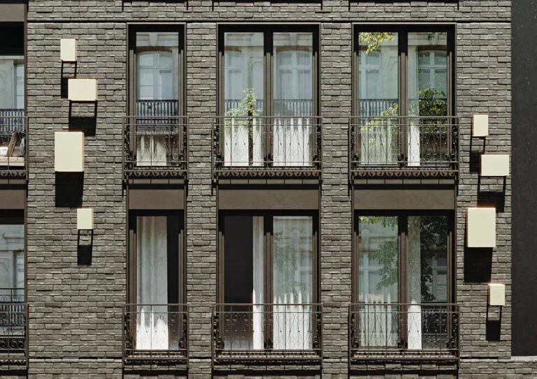 Pava-Windows-Oknoplast-768x543.webp