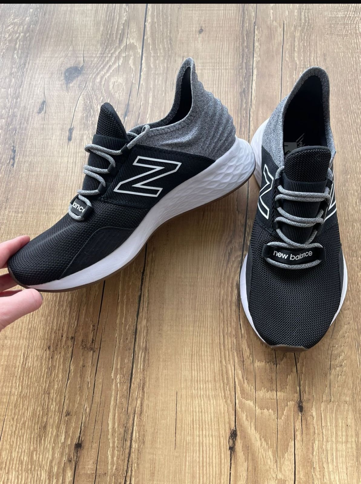 Tênis New Balance Fresh Foam Roav