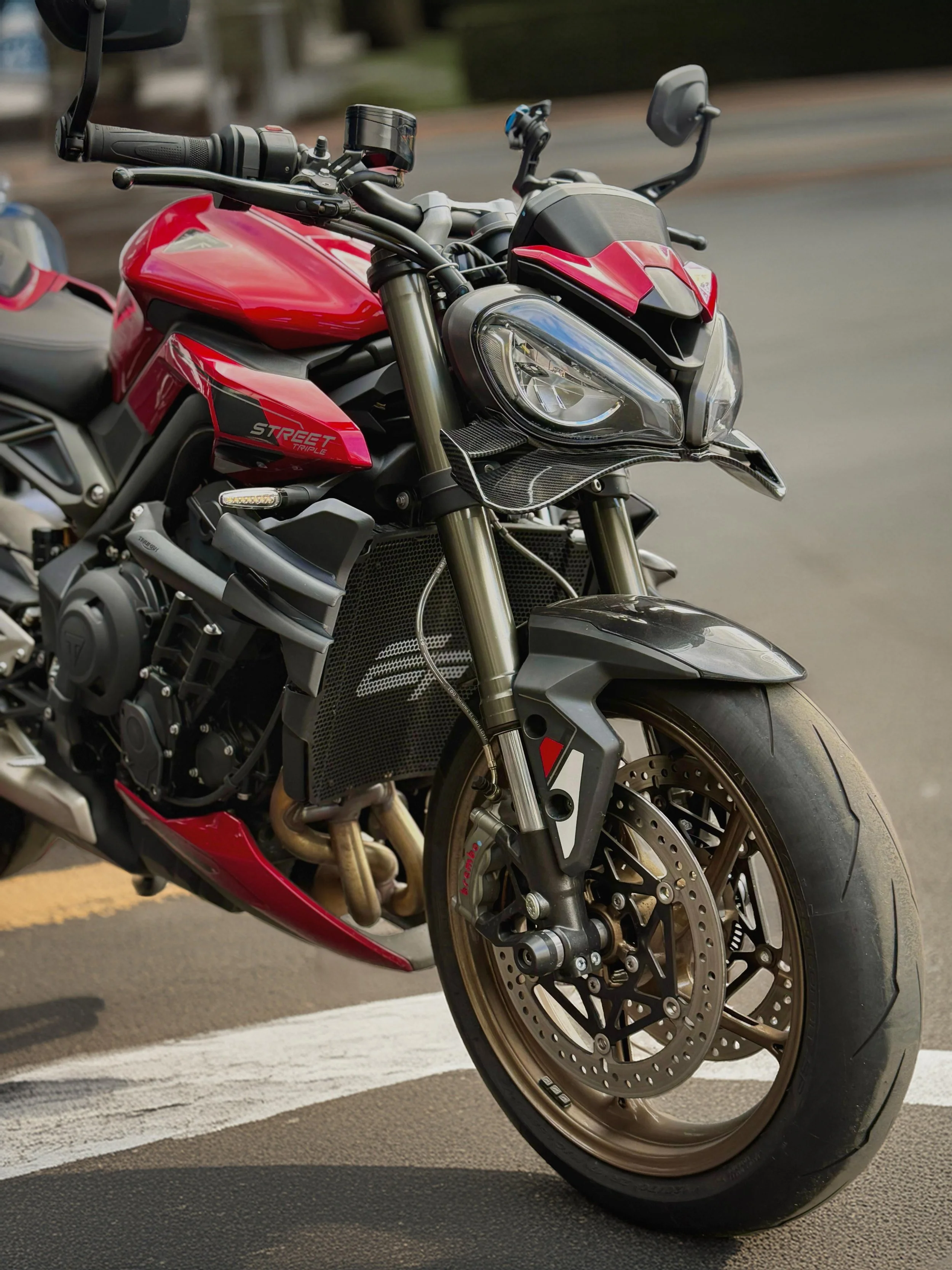 Ala frontale Triumph Street Triple 765 (24-26)