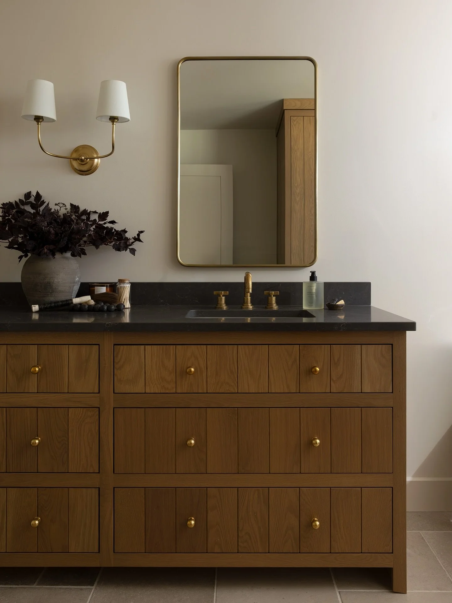 If every Monday started here&hellip; we wouldn&rsquo;t mind them so much. The kind of space that makes you pause, breathe, and start the week with intention. 

Project New Hampshire might be one of our favourite bathroom projects yet. Every detail th