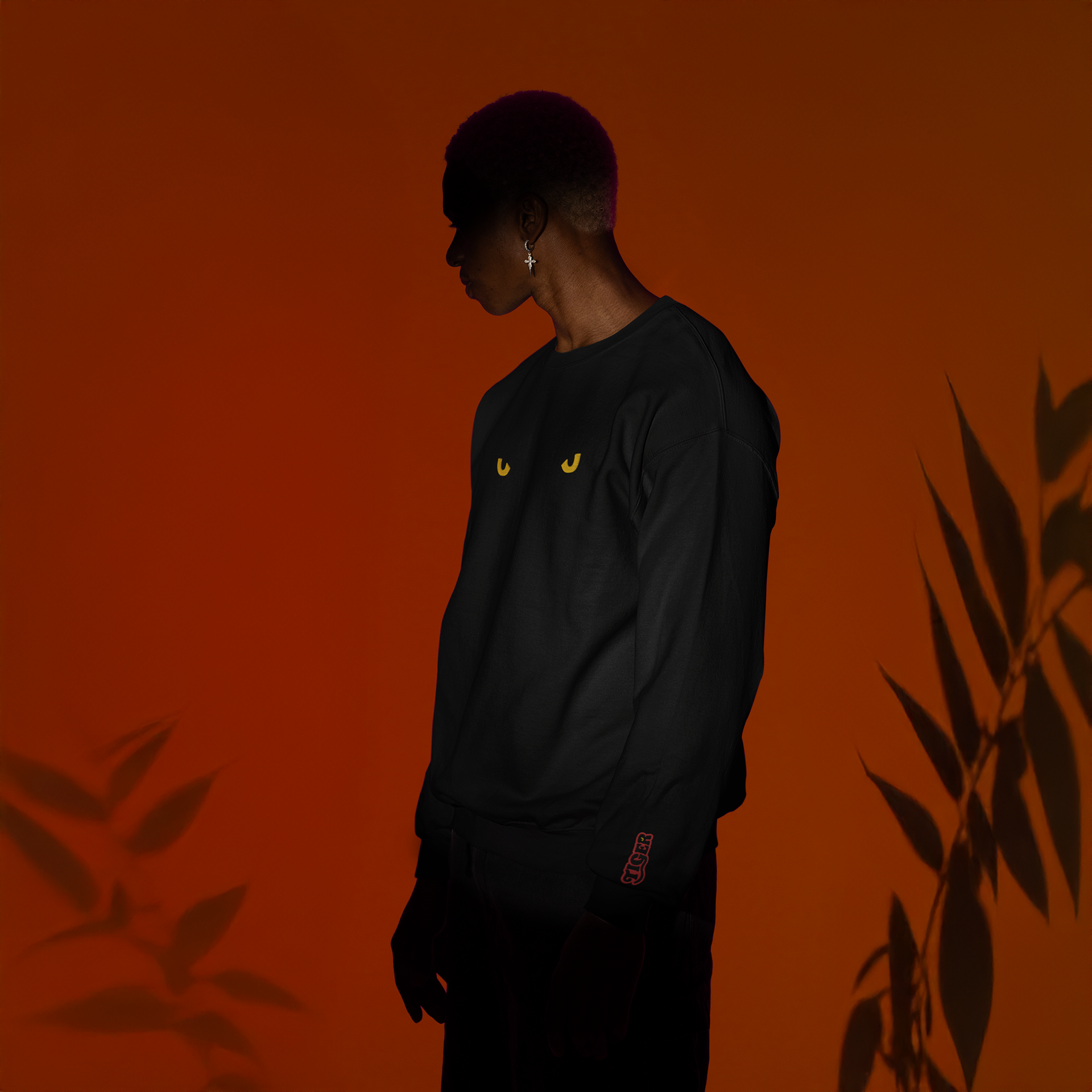 Tiger_Eyes_sweatshirt_4.png
