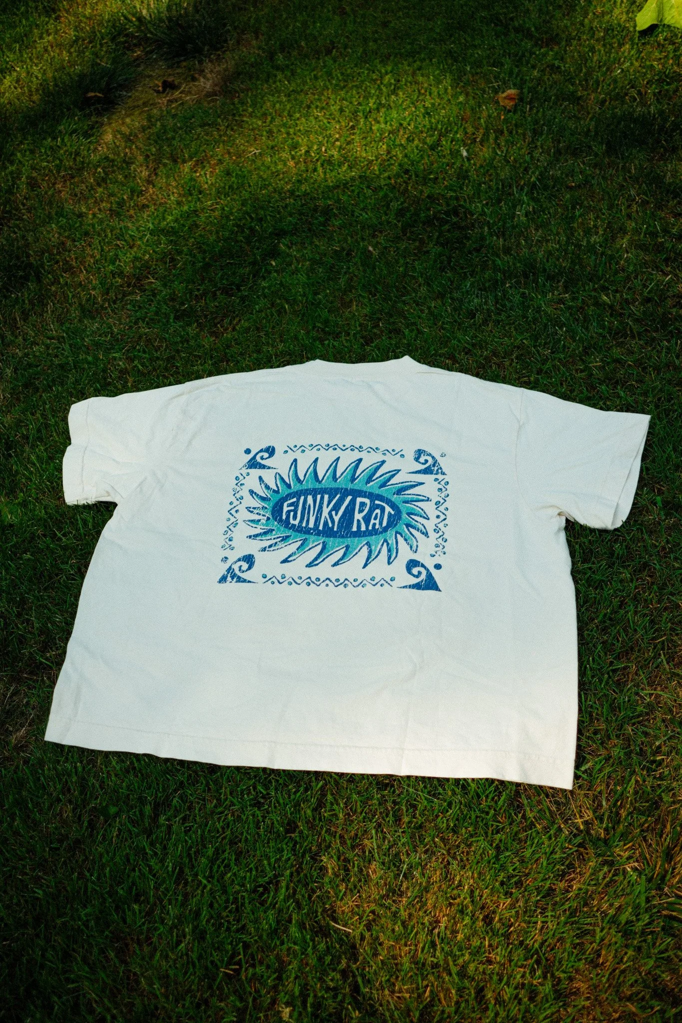 Waves Tee