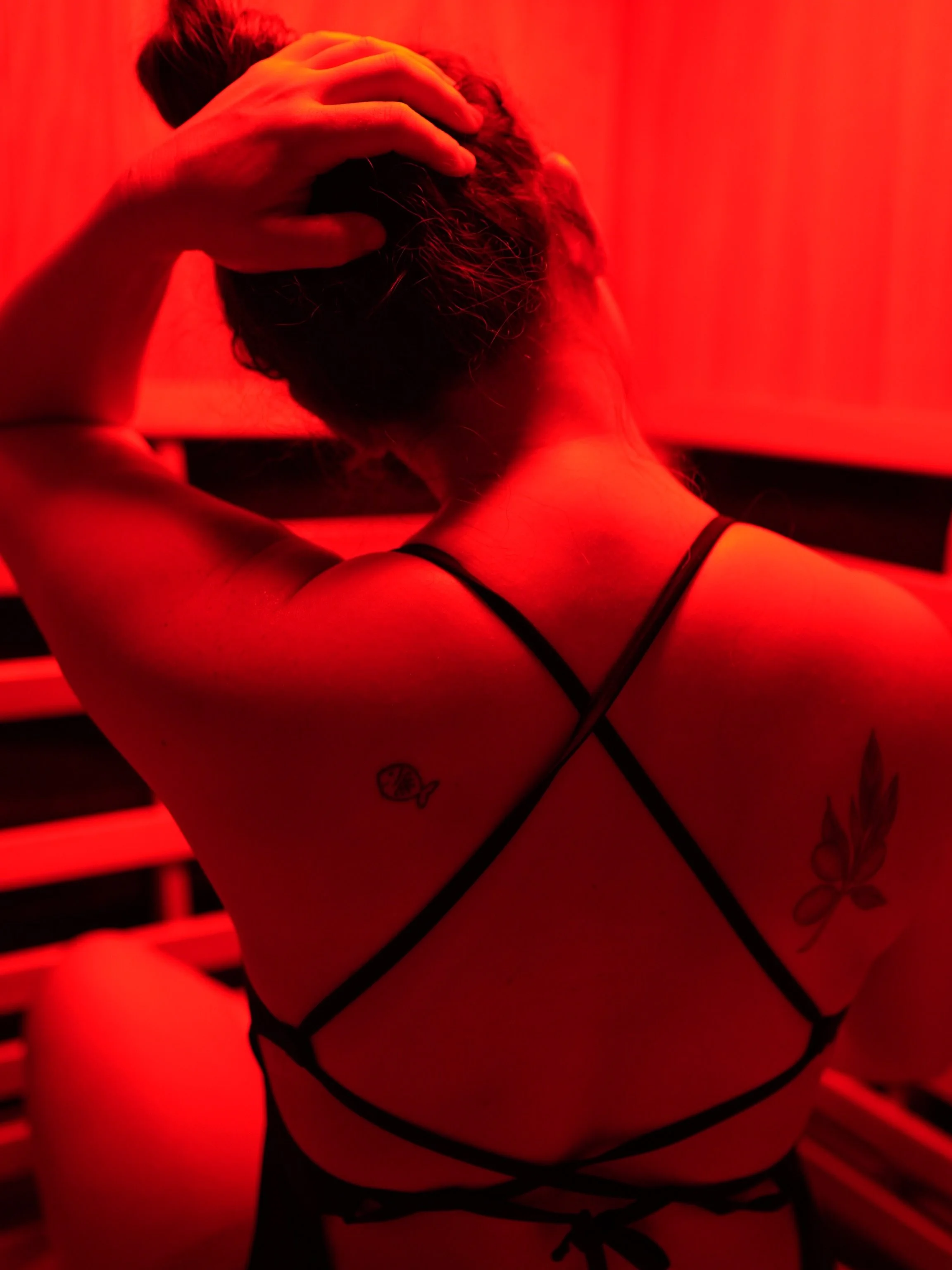 Happy May. Tonight the full moon is full, and so is your invitation to slow down. 🌕

Heat. Cold. Quiet. Your own private room &mdash; no strangers, no rush.

Book at the link in bio.

#homerhothouse #homeralaska #contrasttherapy #sauna