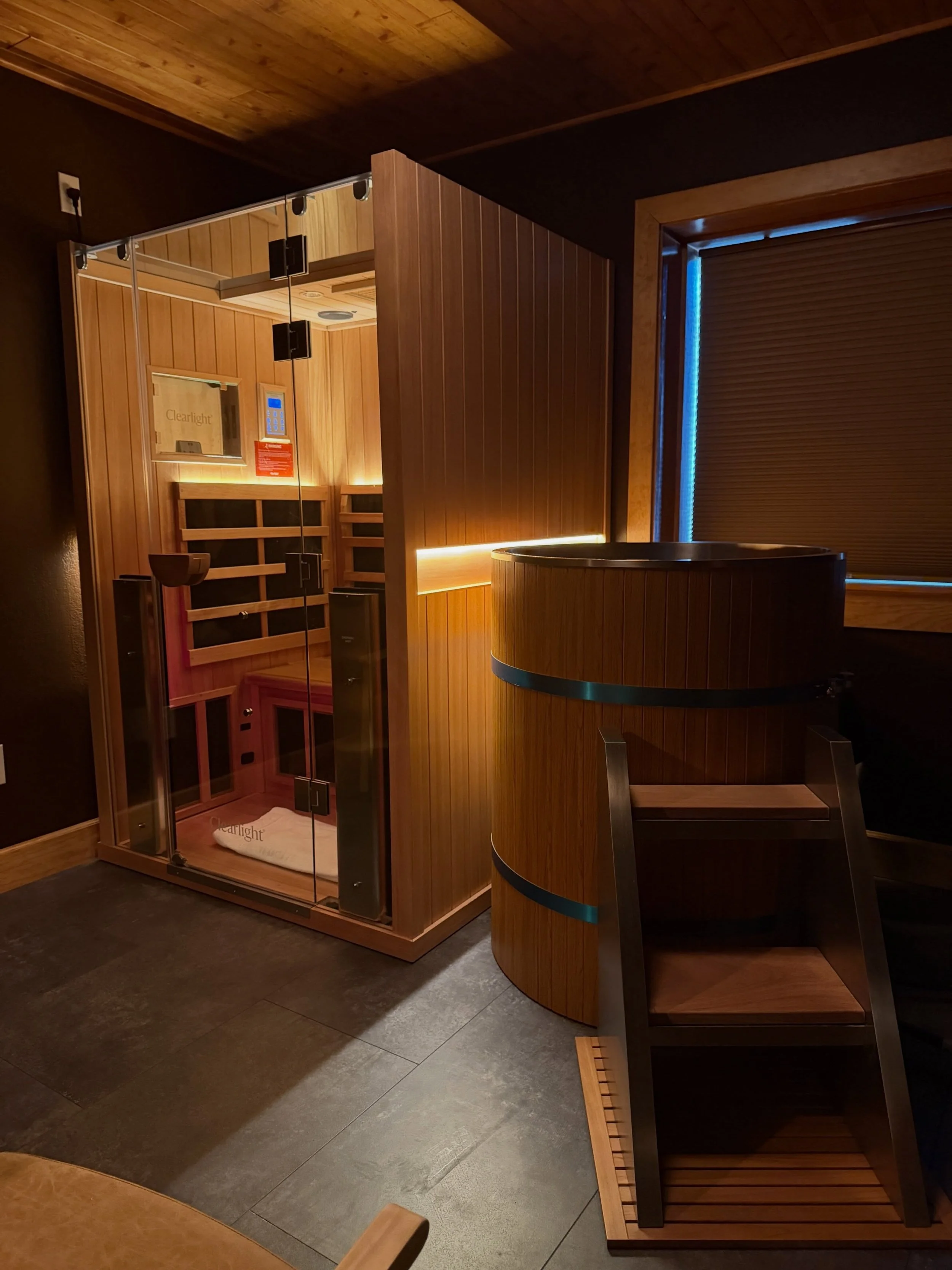 Two contrast therapy rooms. Both private. ❤️&zwj;🔥

#homerhothouse #homeralaska