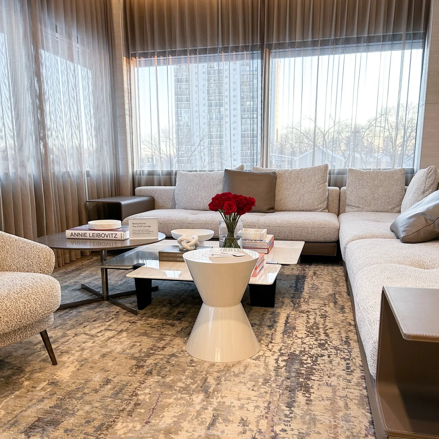 Join me today at @thefitual 6th birthday party at 2030 Corydon! 🎉 

I&rsquo;ll be here until 2 pm chatting all things fitness, rehab and injury prevention. Grab a coffee from the front desk and come visit me upstairs in the lounge or in my room, Sui