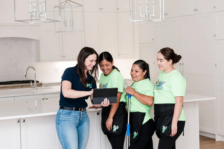 7 Questions to Ask Before Hiring a House Cleaning Company