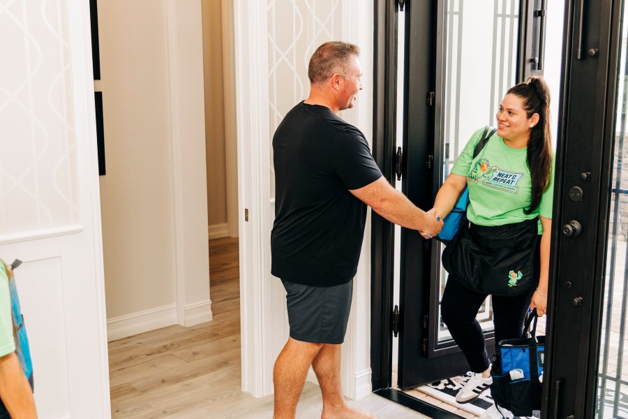 house cleaning company employee arriving at a Palm Beach County home