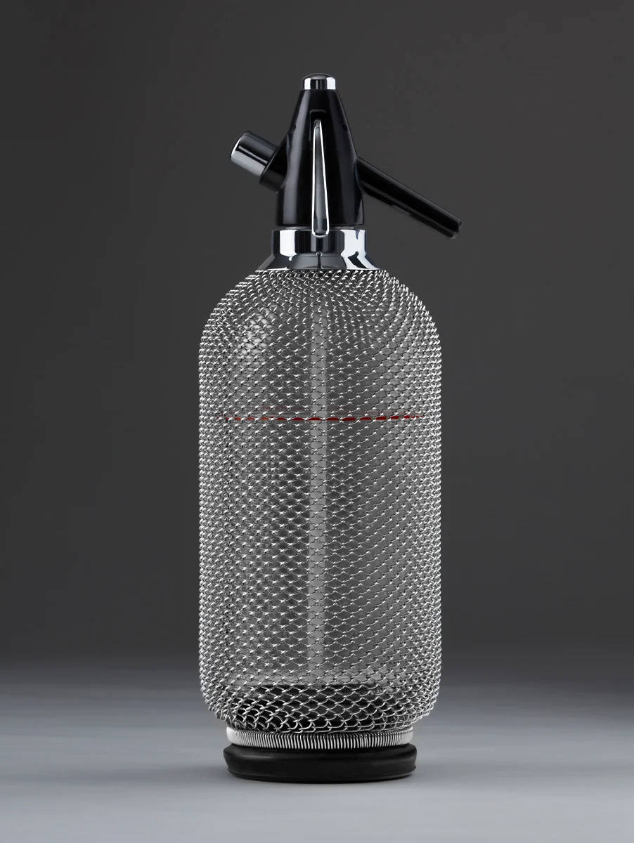 14_CrystalSeltzerBottle_9817_LB.jpg