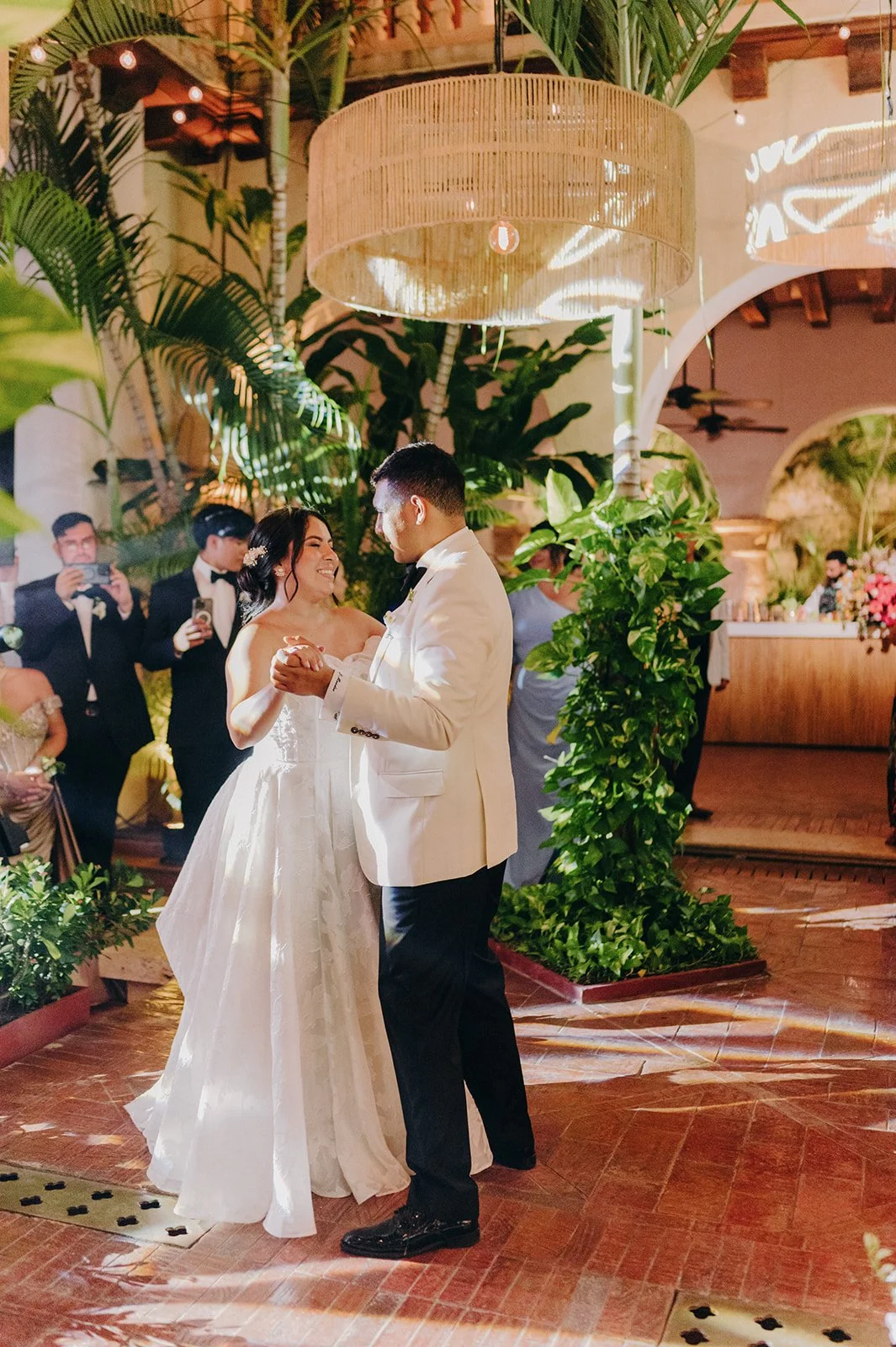 Reception - A&J By LFV-105_websize.jpg