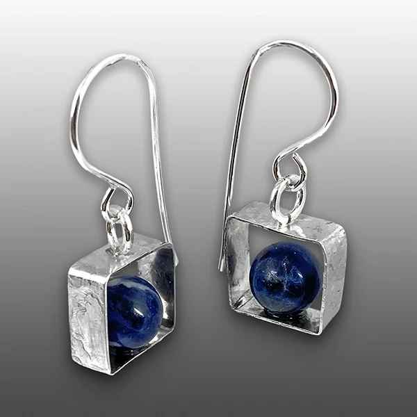 North_Sodalite Square Deal_07_600.webp