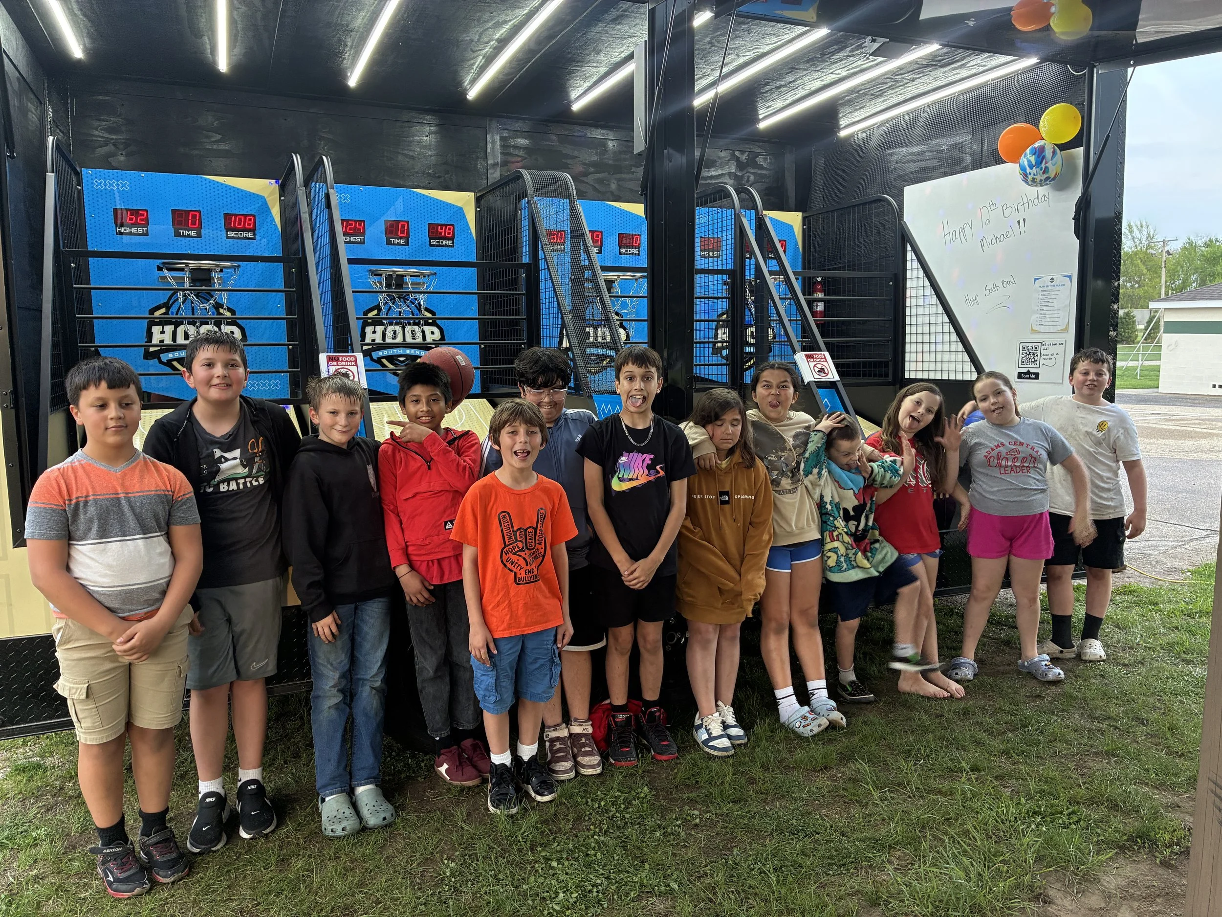 Basketball Trailer Rental: The Ultimate Entertainment Solution for Parties and Events 