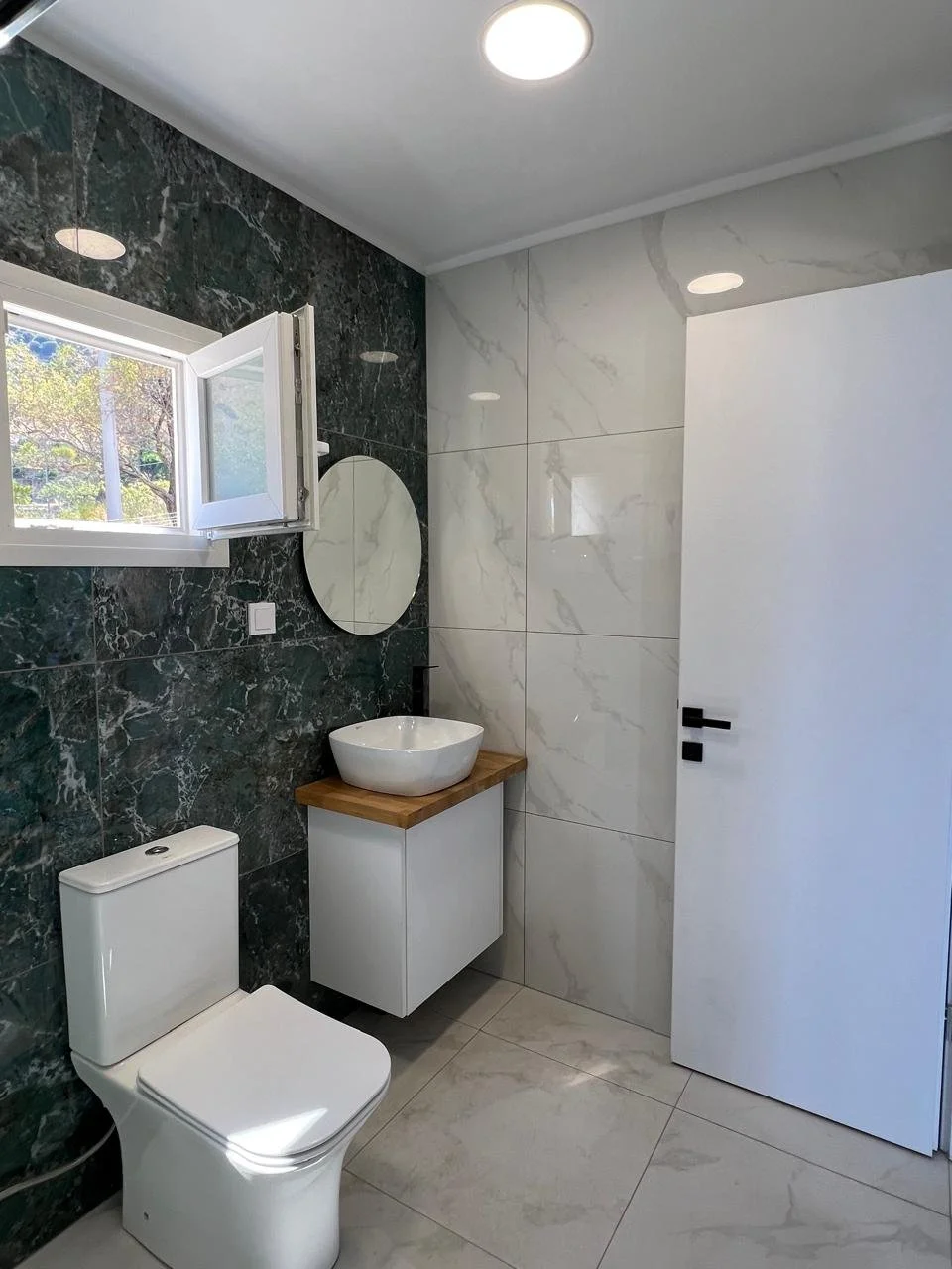 Bathroom 2
