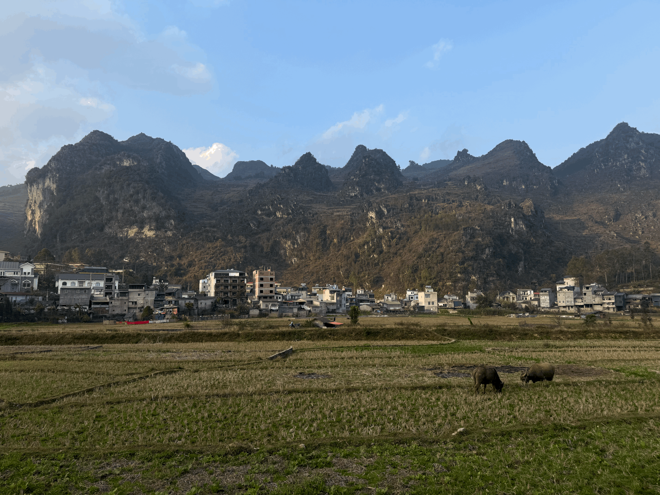 HA GIANG LOOP : Running up that hills, running up that mountains
