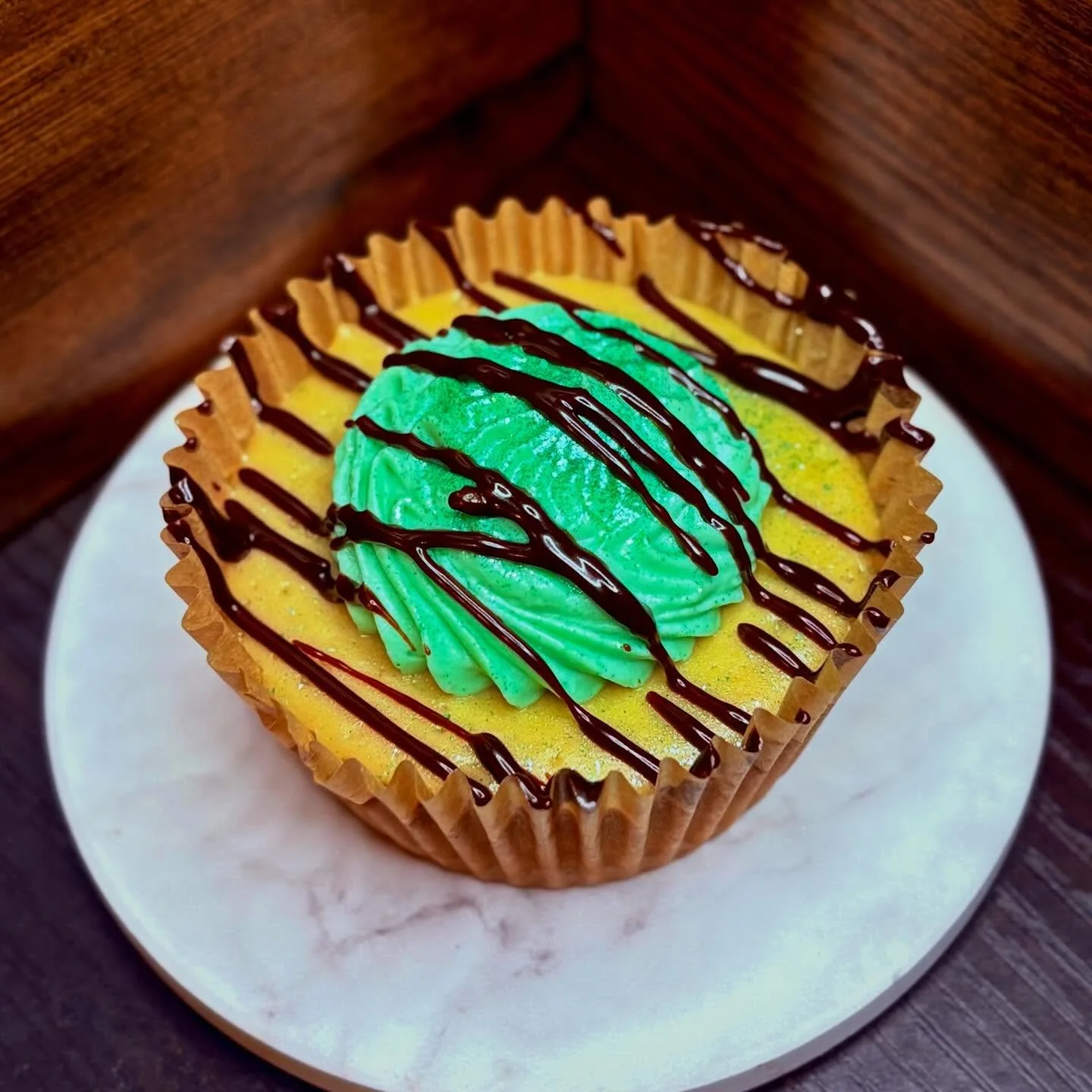 ☘️ NEW HOLIDAY FLAVOR ALERT!!☕

Top o&rsquo; the morning to ya! Forget the pot of gold&mdash;we found something much better! Just in time for Saint Patty&rsquo;s Day, we&rsquo;re introducing the ultimate Irish-inspired treat to our lineup: Bailey&rsq