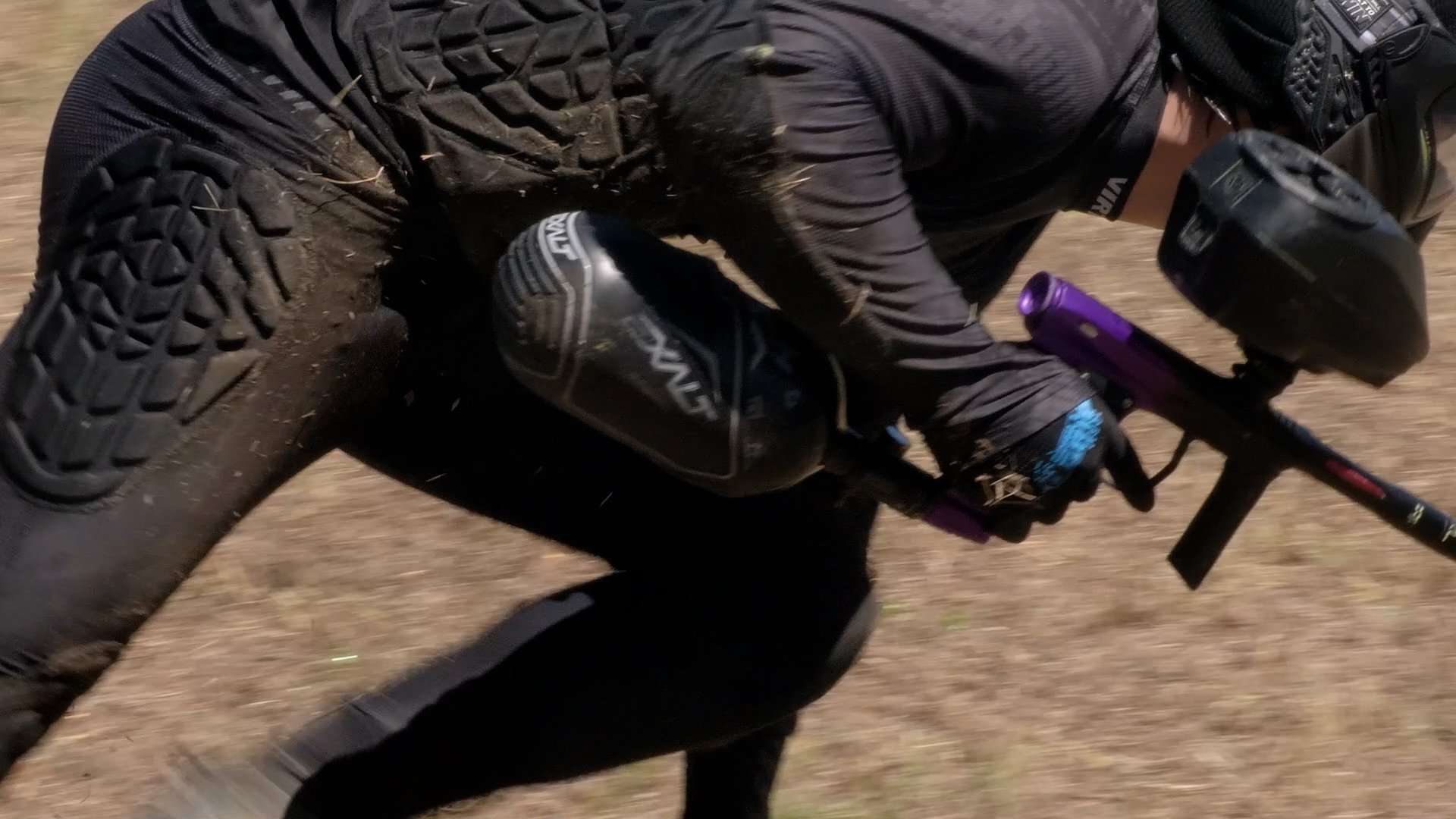 COMPRESSION PADS FULL v2.00_00_15_27.Still016.jpg