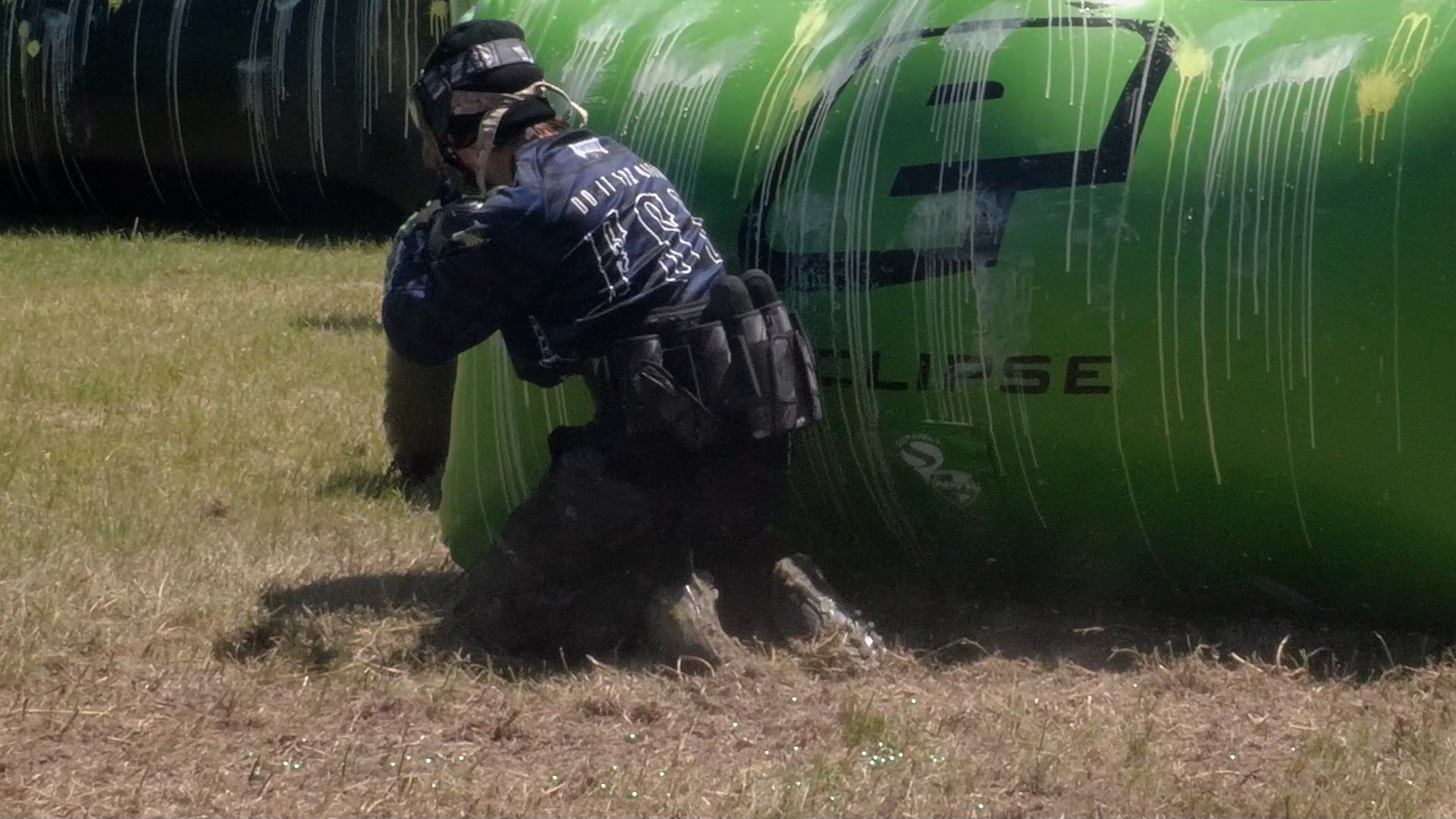 COMPRESSION PADS FULL v2.00_00_34_26.Still030.jpg