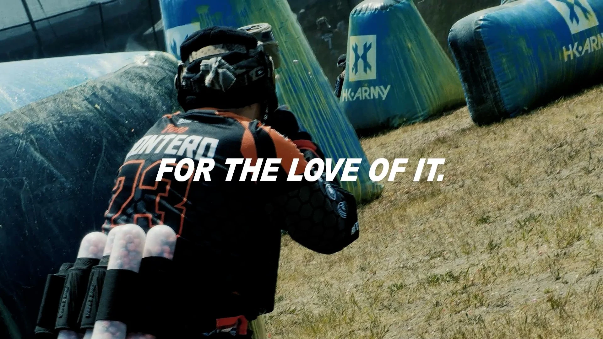 Virtue Highroller V4 Gear Bag.00_00_07_12.Still040.jpg