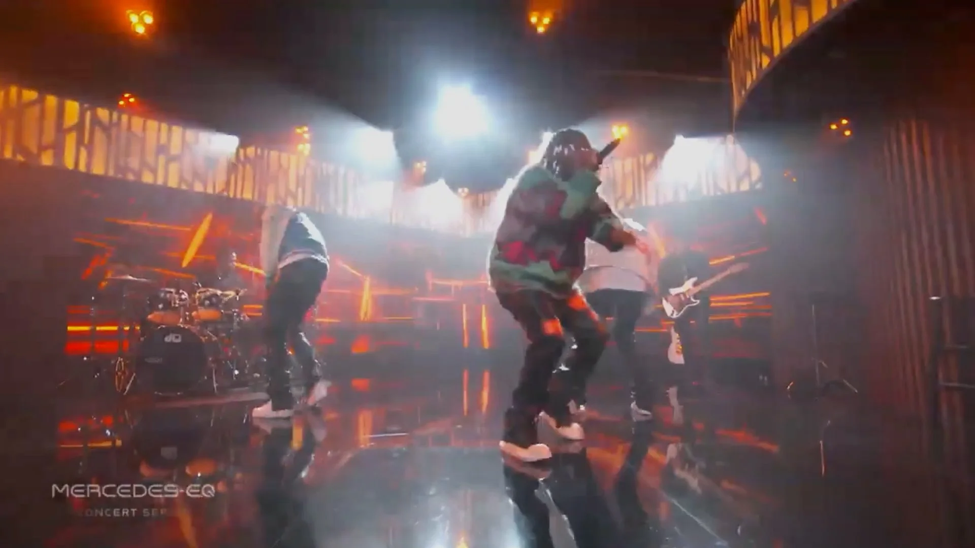 Def Jam video revisions 11-19-22.00_01_27_06.Still016.jpg