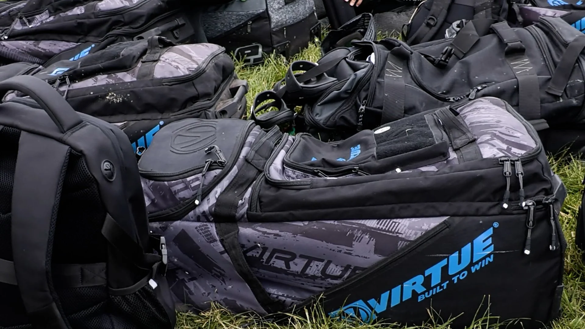 Virtue Highroller V4 Gear Bag.00_00_09_22.Still005.jpg