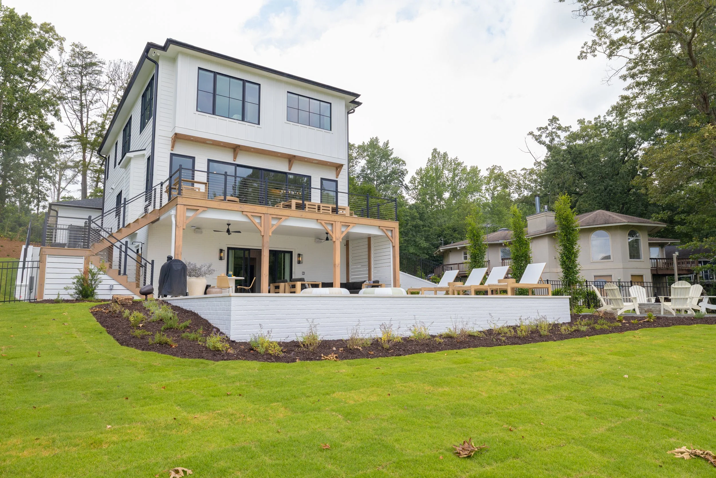 Crane Exterior-07.jpg