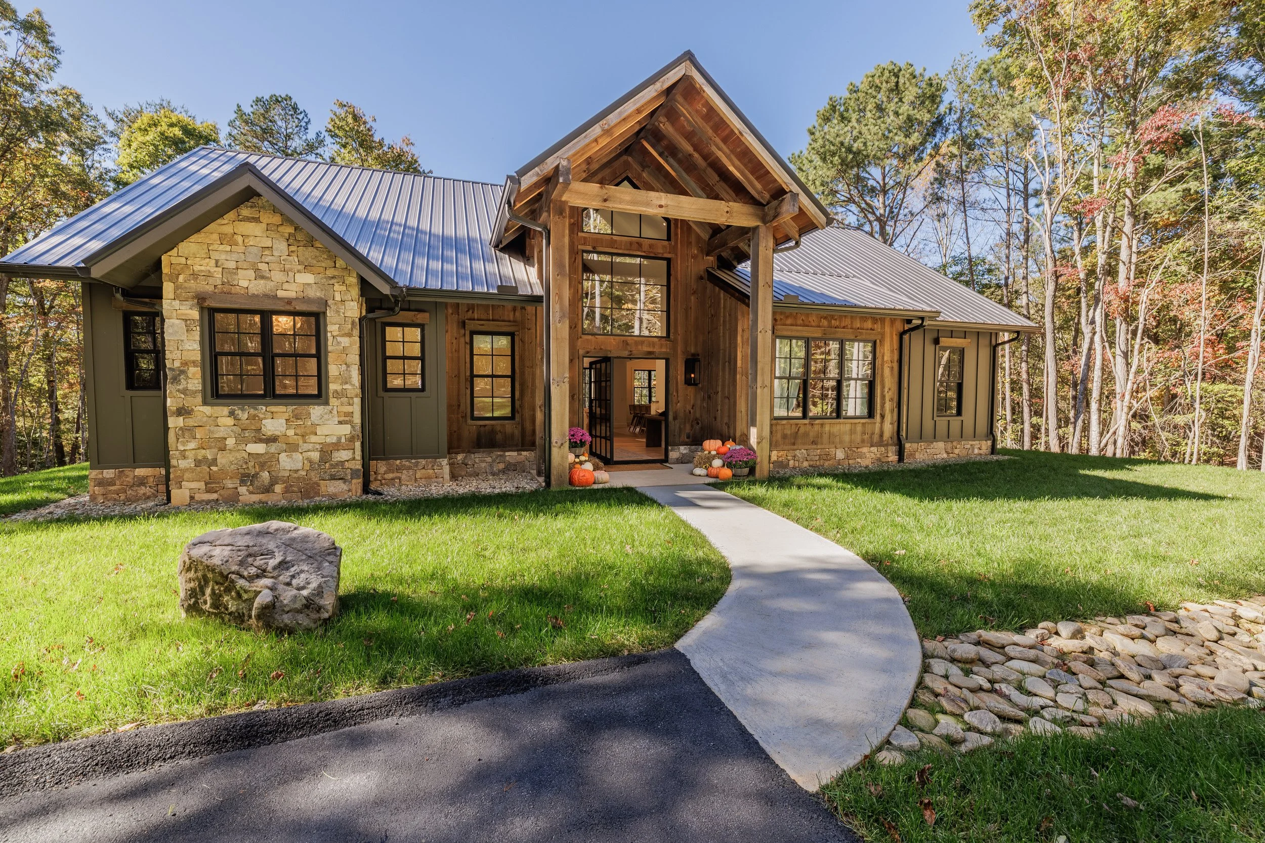Curb appeal listing photography North Georgia