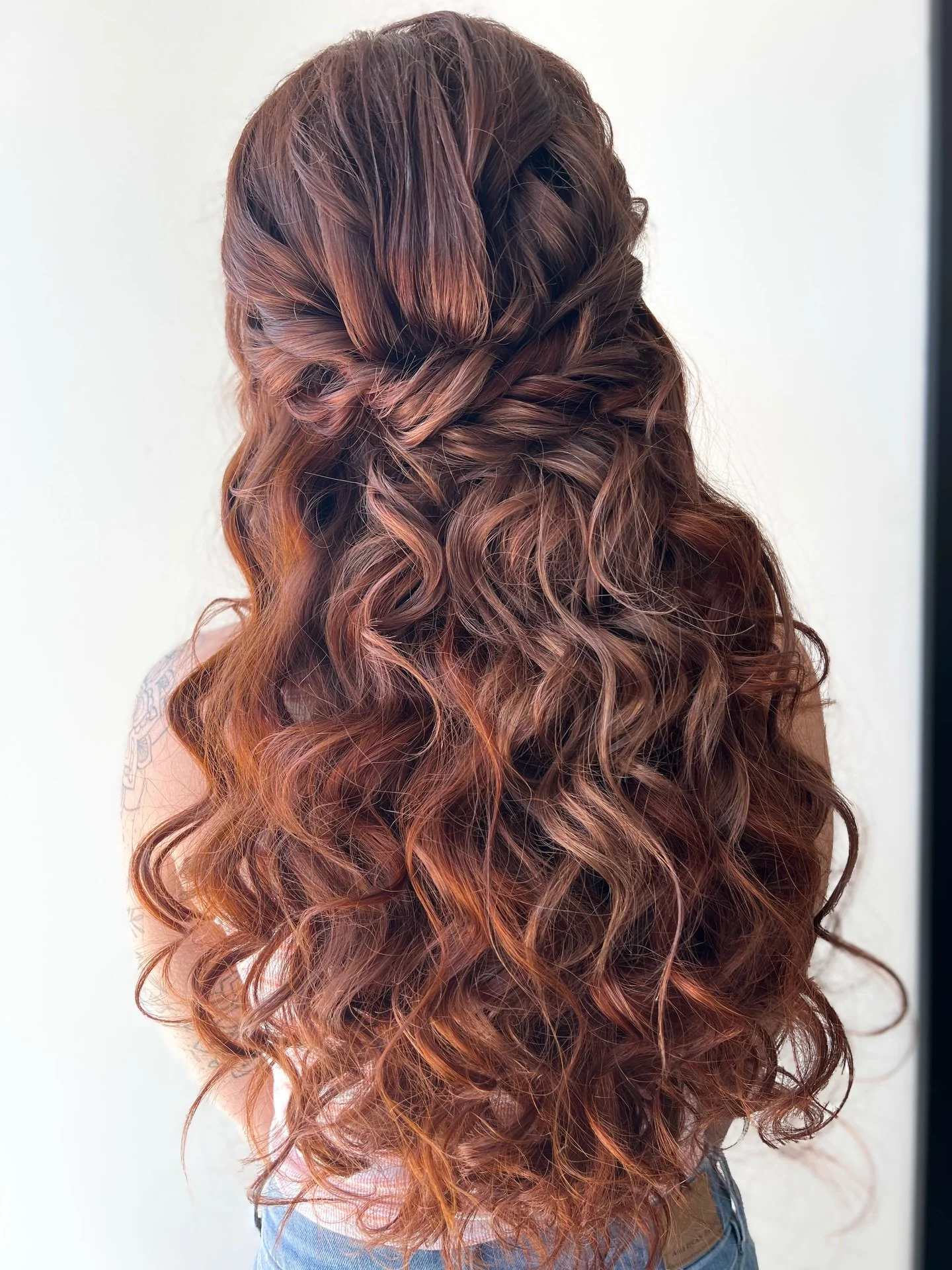 Hey @emmakate_88, we need more of your gorgeous locks on the feed again! 🔥

Lancaster Brides
PA Wedding
PA Bridal Hair
Lancaster Bridal Hair
2027 Bride to Be