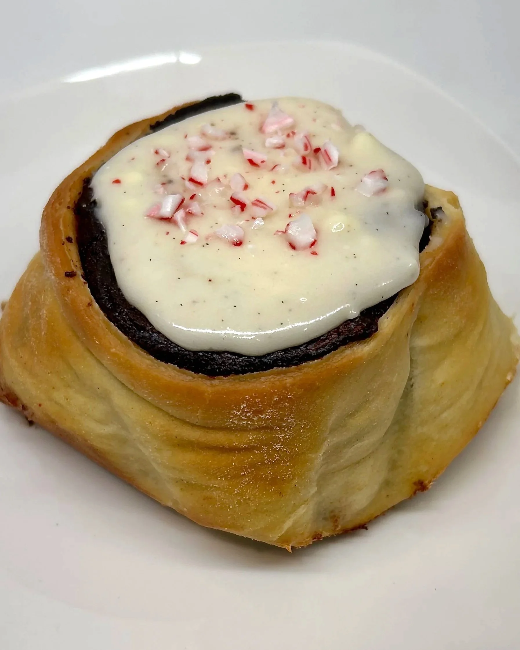 Peppermint Brownie Roll