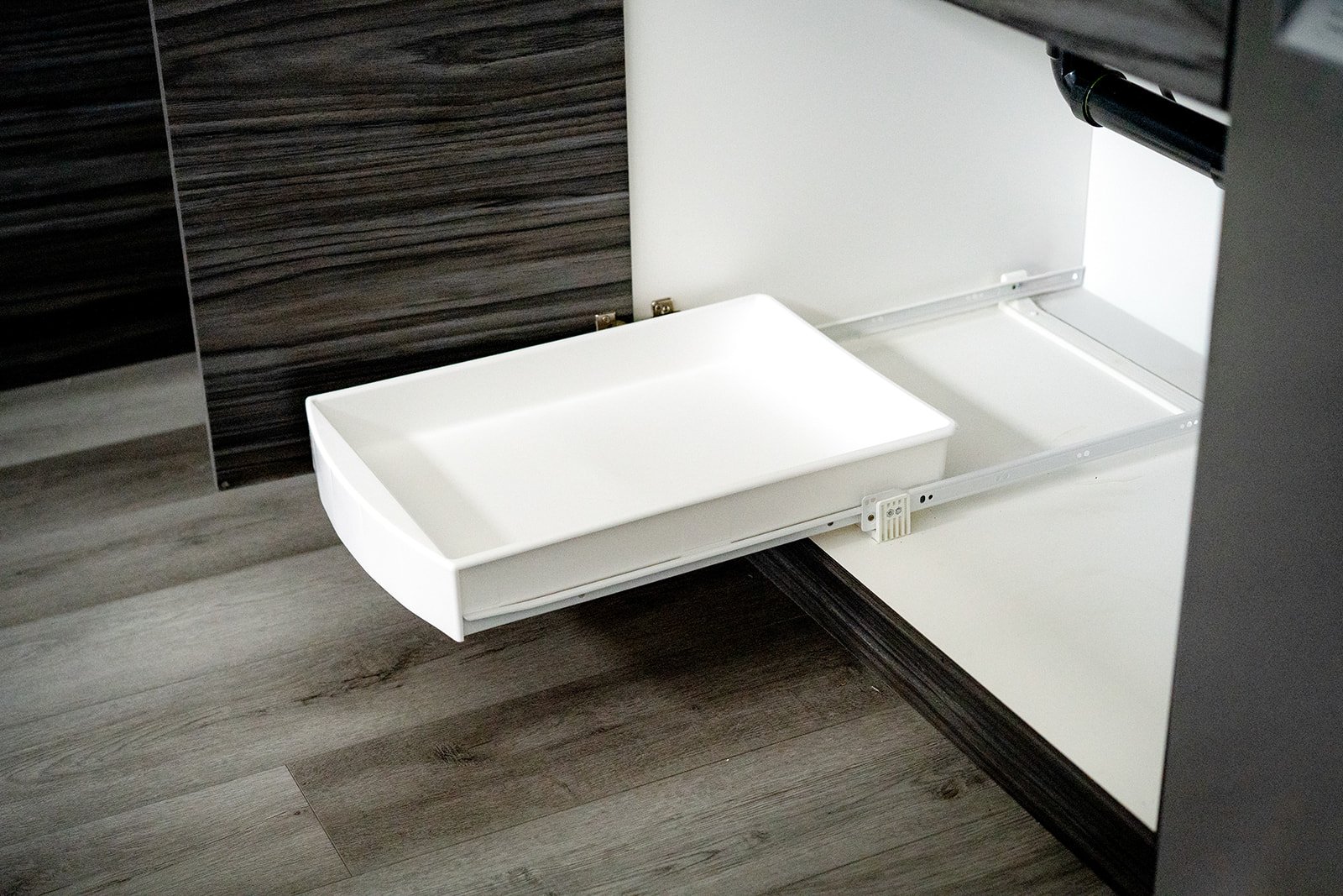 Rollout Drawers-25.jpg