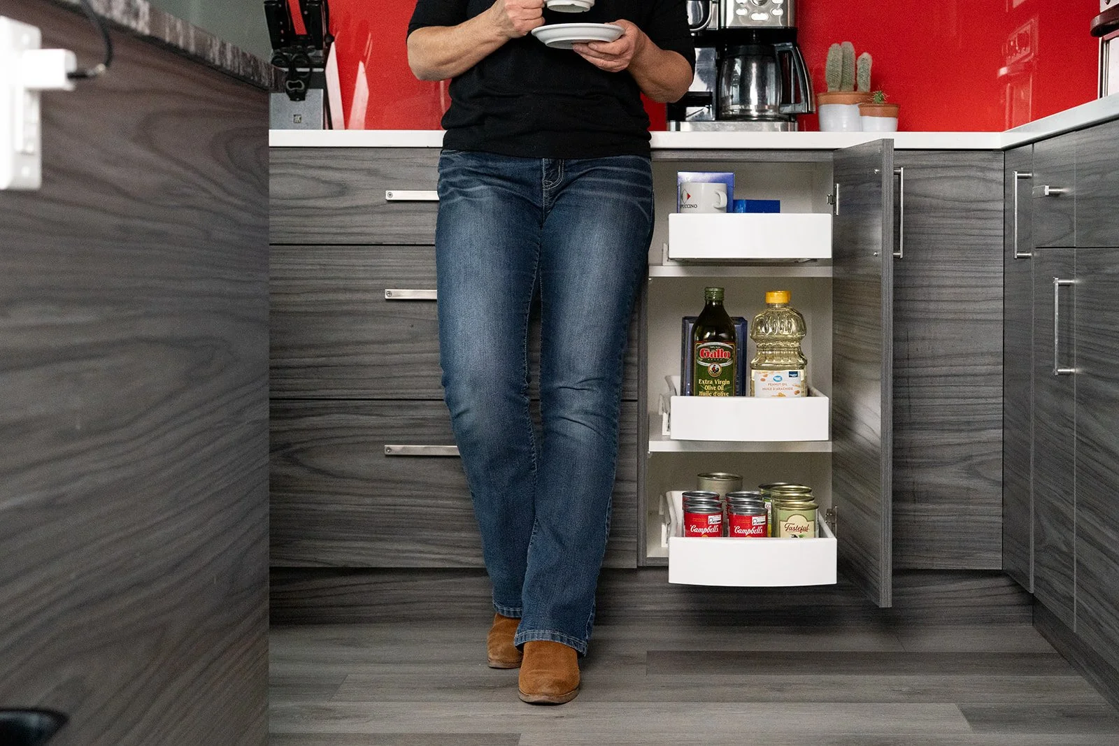 Rollout Drawers-18.jpg