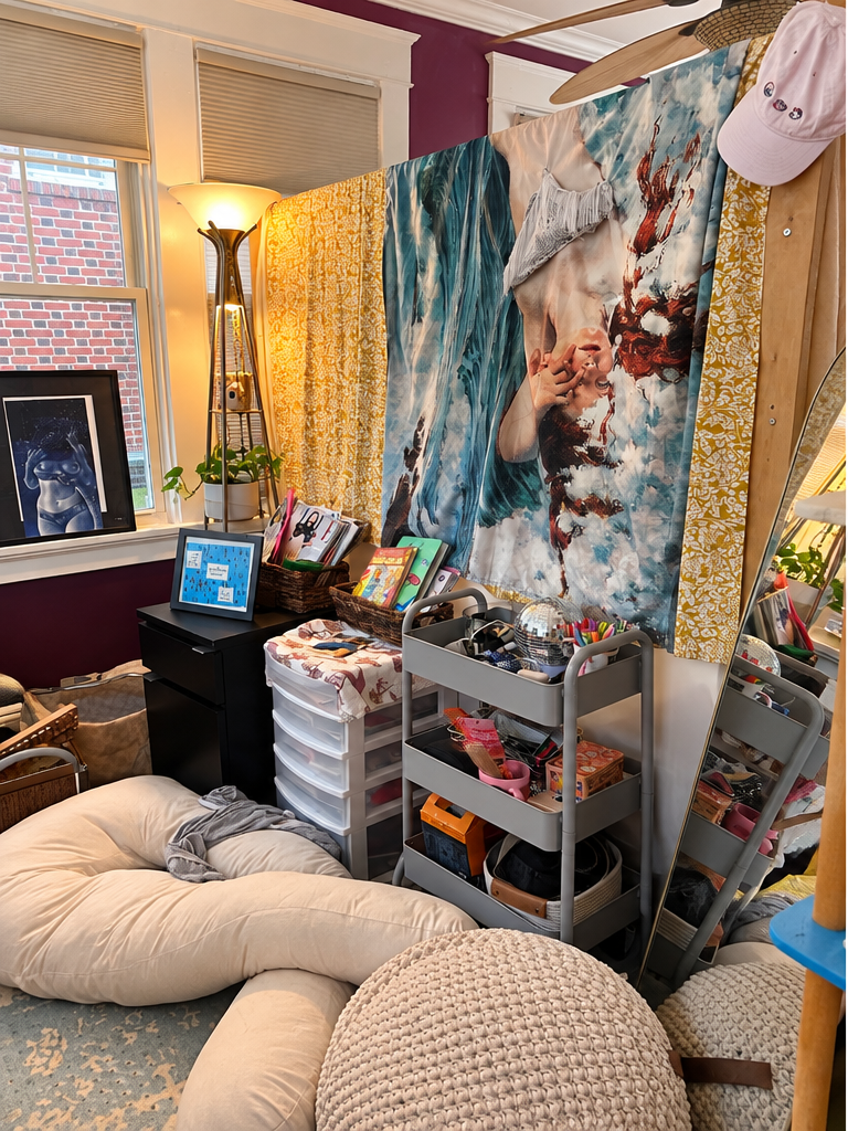 Cozy+Bohemian+Bedroom+Studio.png