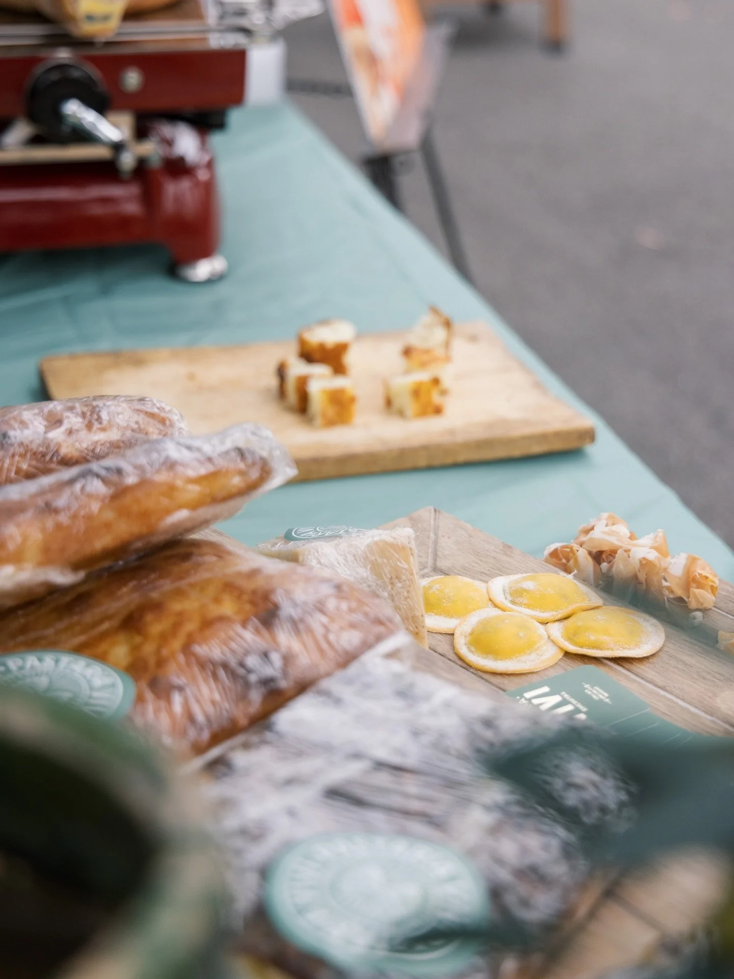 Lasagna pre-orders are now open. 🍝

DM us to place your order for pickup this Saturday at the @cardiff_farmers_market from 10 AM&ndash;2 PM.

Orders close tonight.