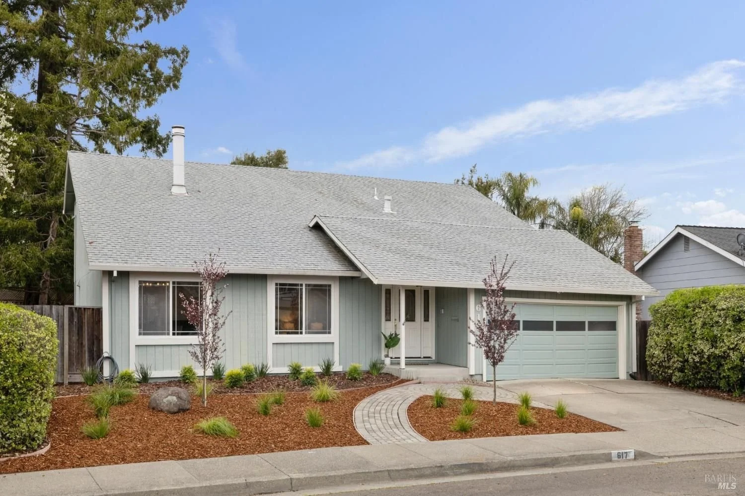 617 Armida Dr, Petaluma, CA 94954