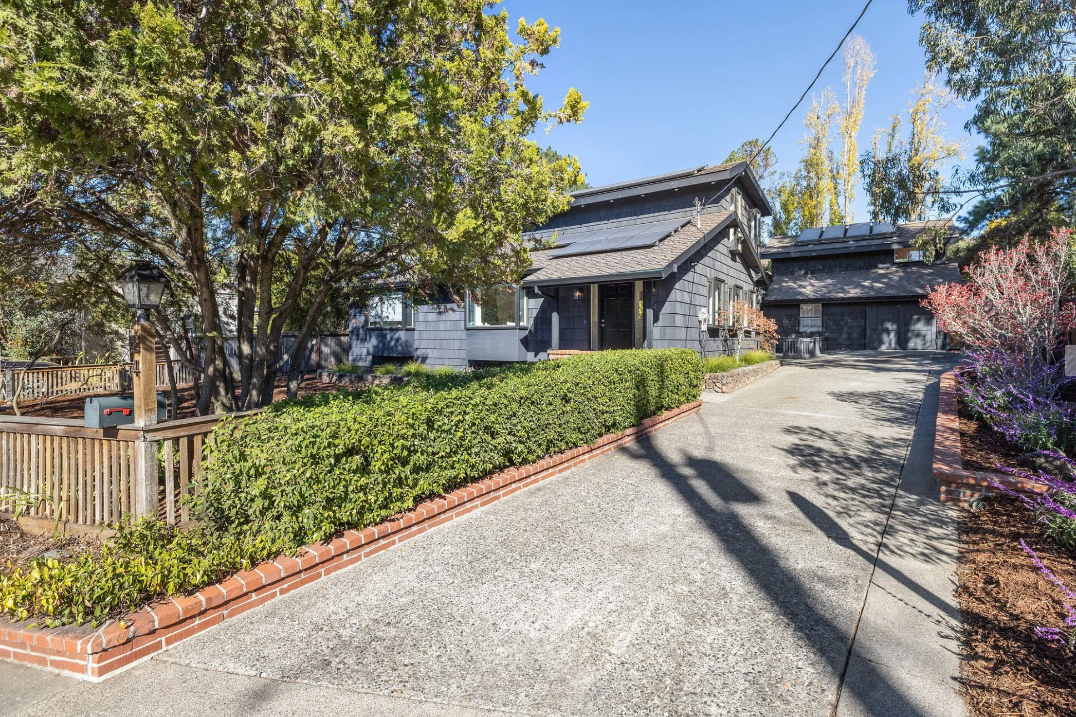 24 Meadow Dr, Mill Valley, CA 94941