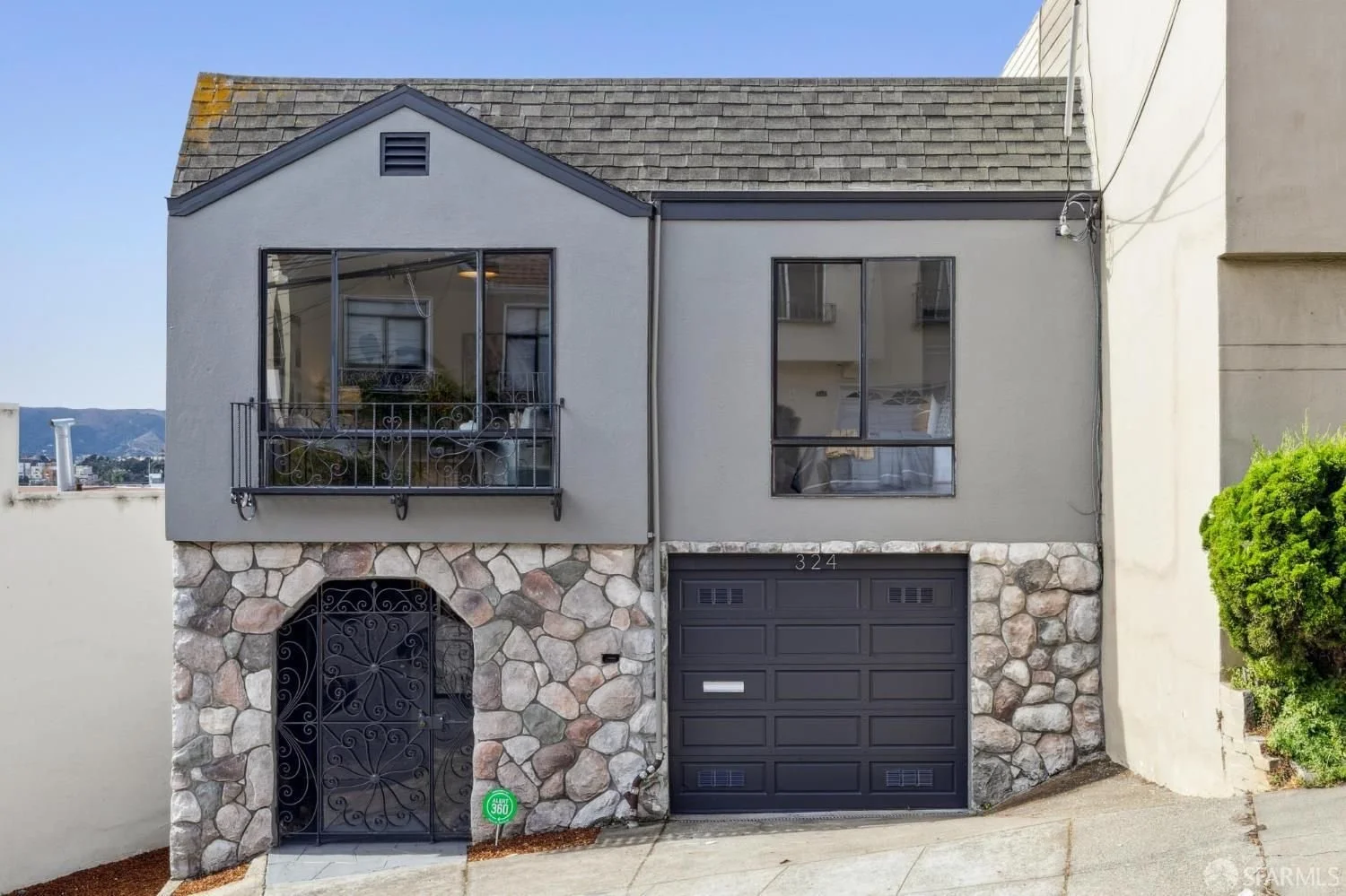324 Topeka Ave, San Francisco, CA 94124