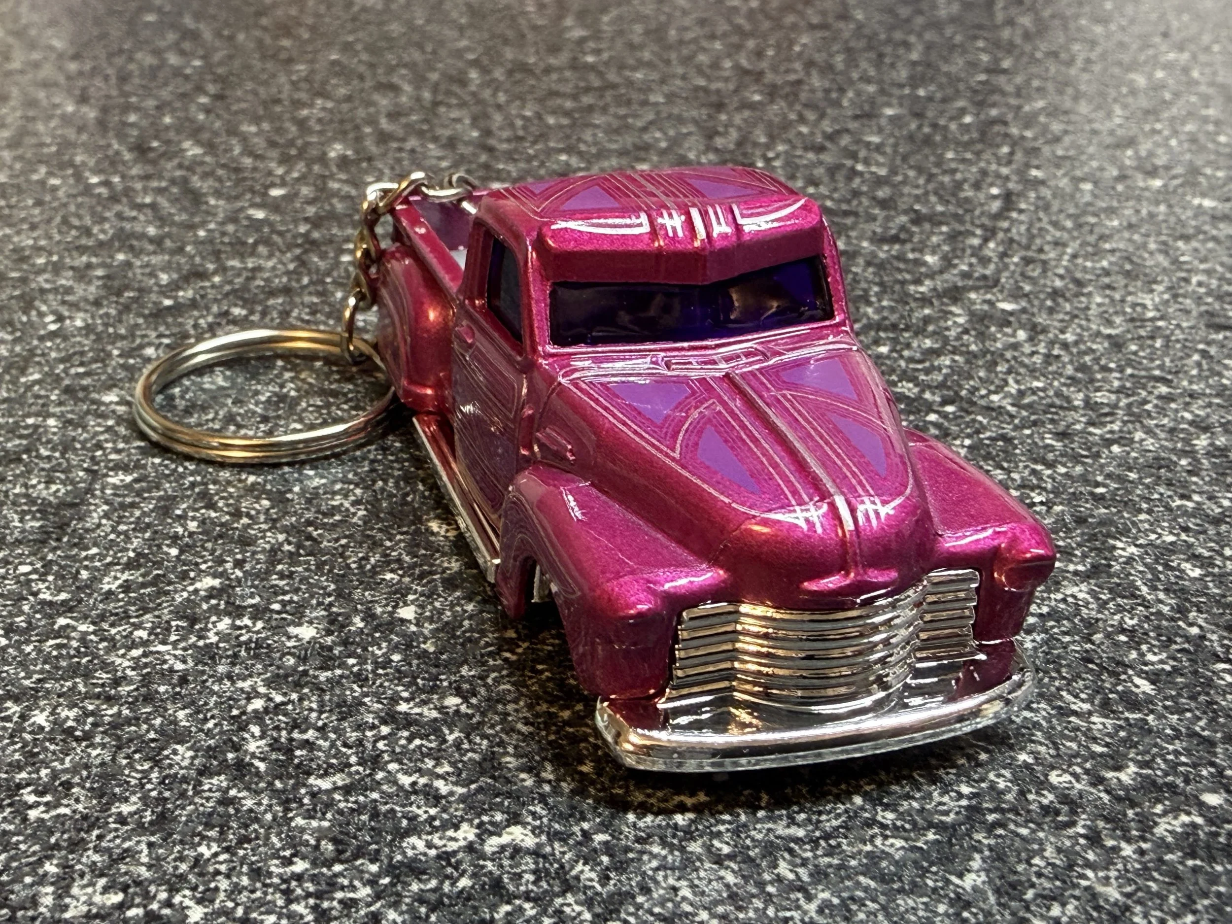 1948-1953 Chevy 3100 Truck Keychain Pink Short Box Hot Wheels Matchbox