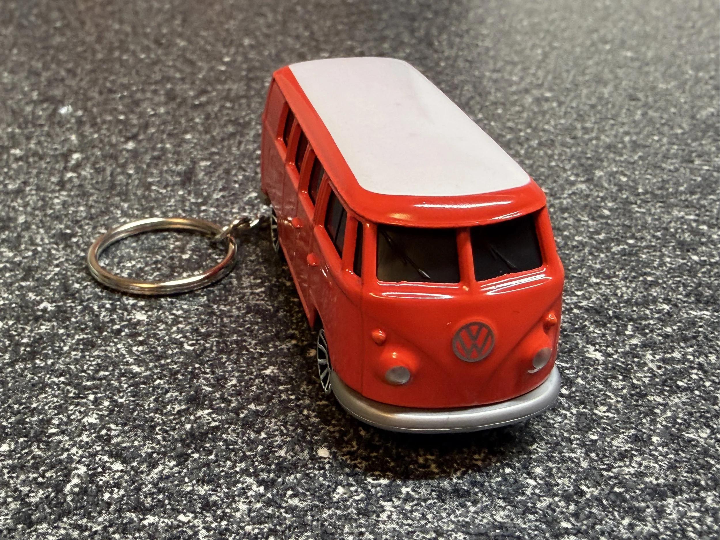 Van Camper Bus Red Keychain Matchbox Hot Wheels T1