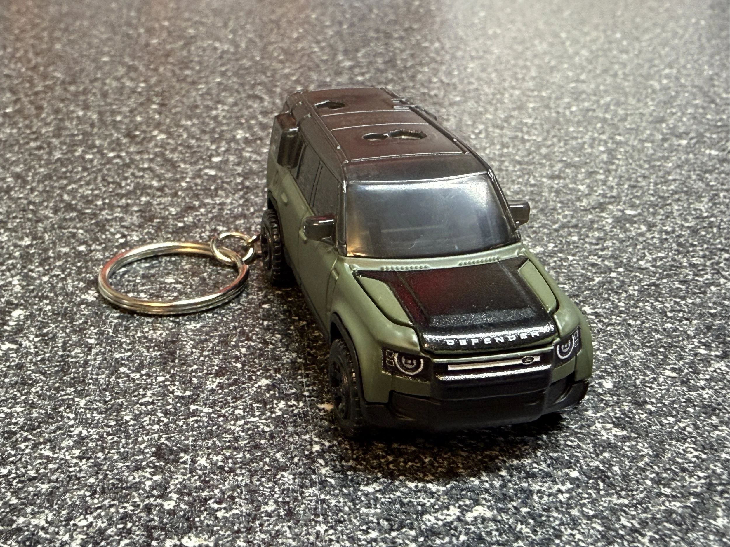 Land Rover Defender 130 Keychain Green Hot Wheels Matchbox 2020+ Range