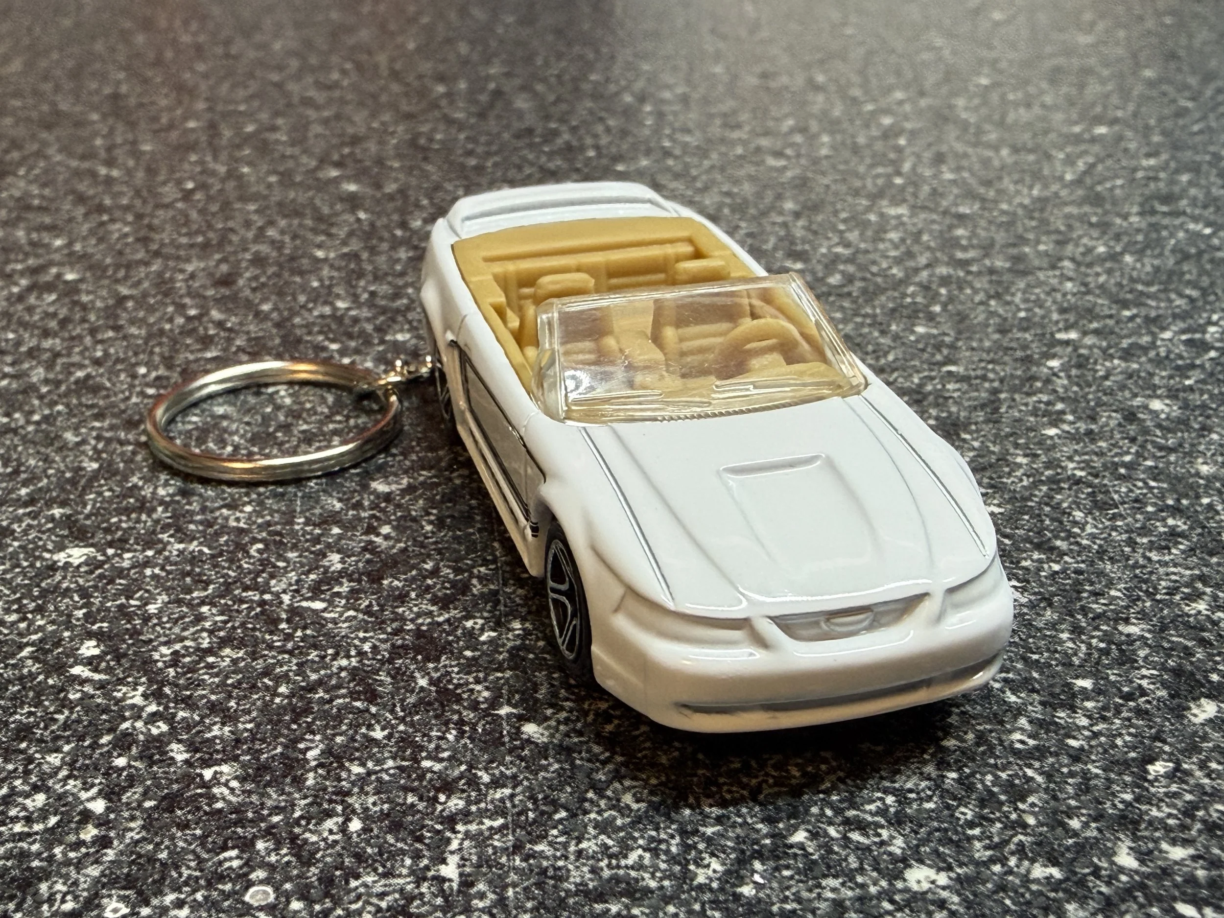 1999 Mustang GT New Edge SN95 Keychain Convertible Hot Wheels Matchbox Diecast