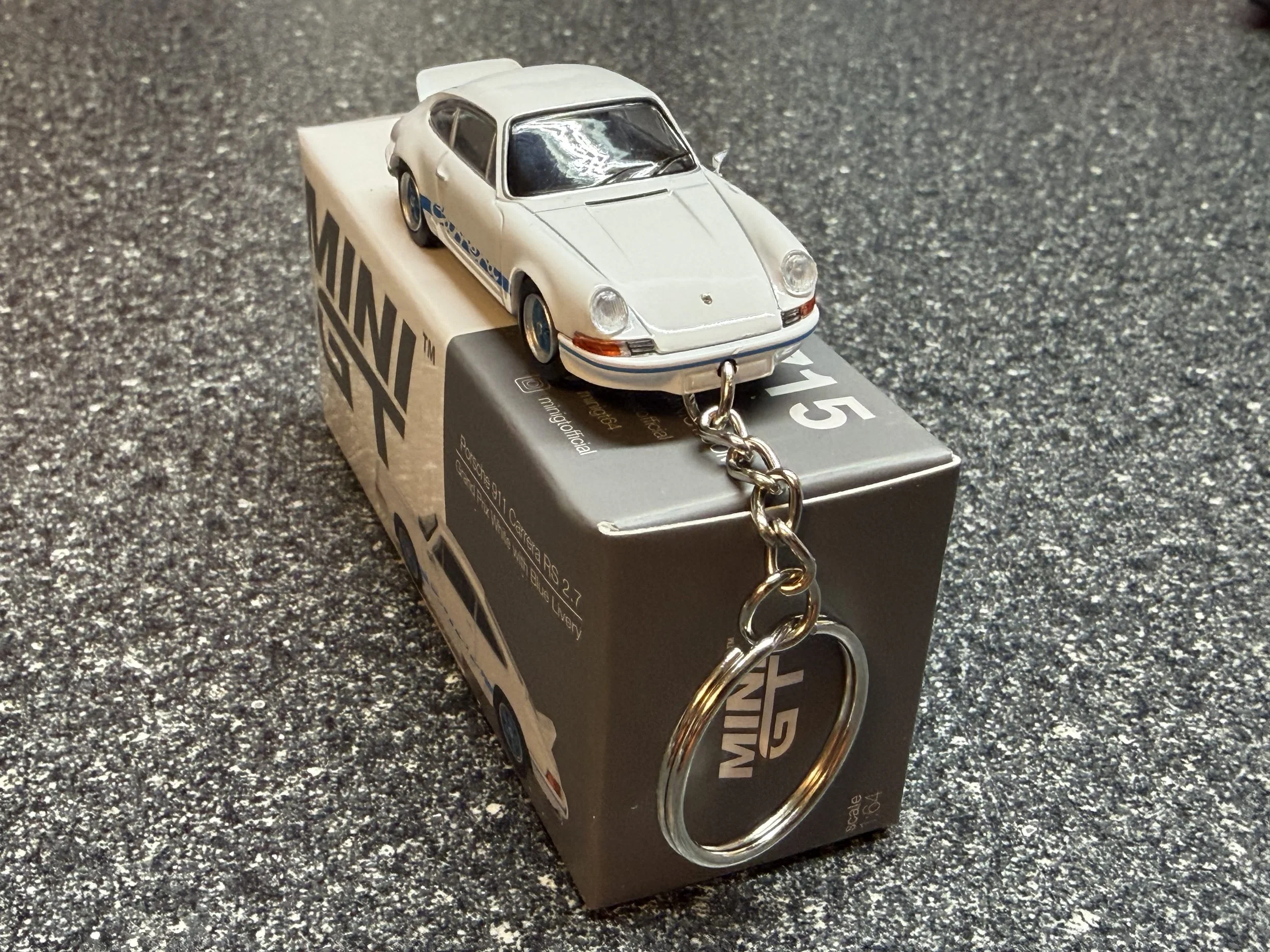 Porsche 911 Carrera RS 2.7 Keychain White Hot Wheels 1973