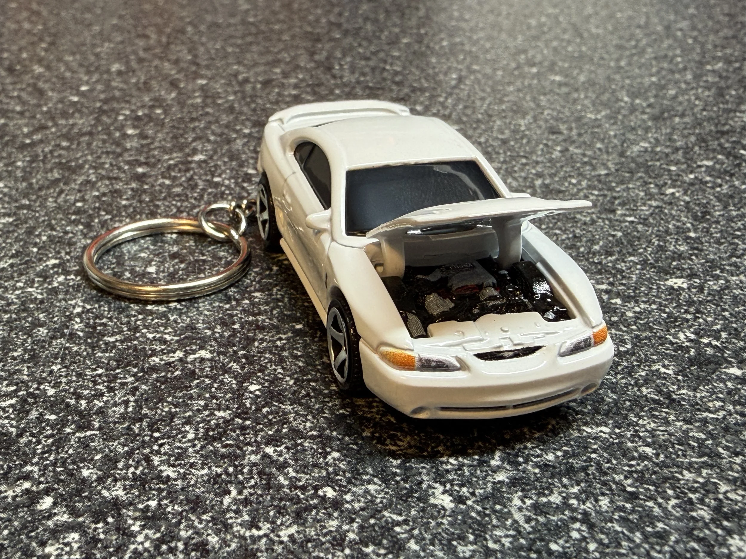 1995 Mustang Cobra SVT SN95 Keychain White Hot Wheels Matchbox