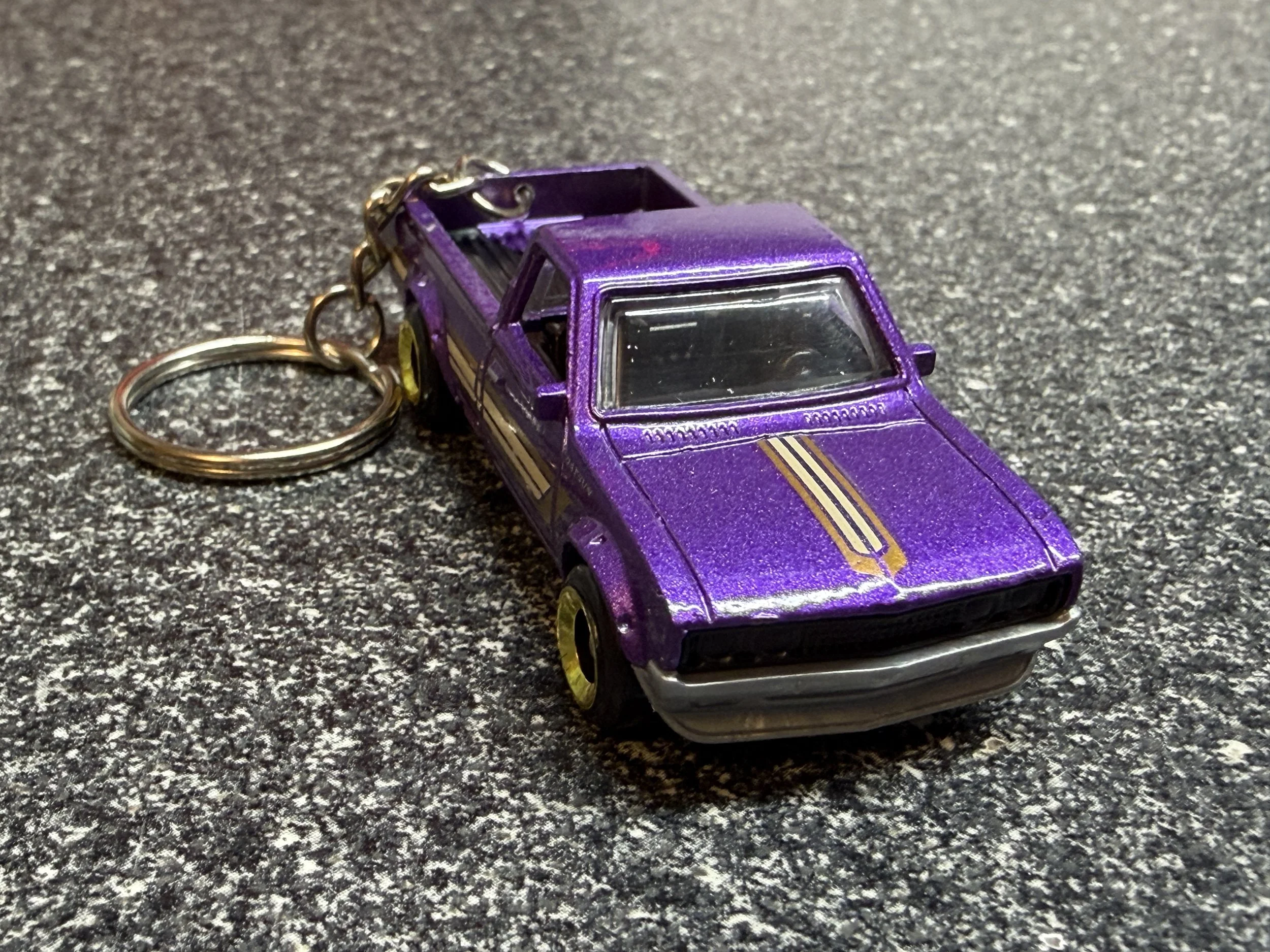 Nissan Datsun 620 Truck Keychain Pruple Matchbox Hot Wheels