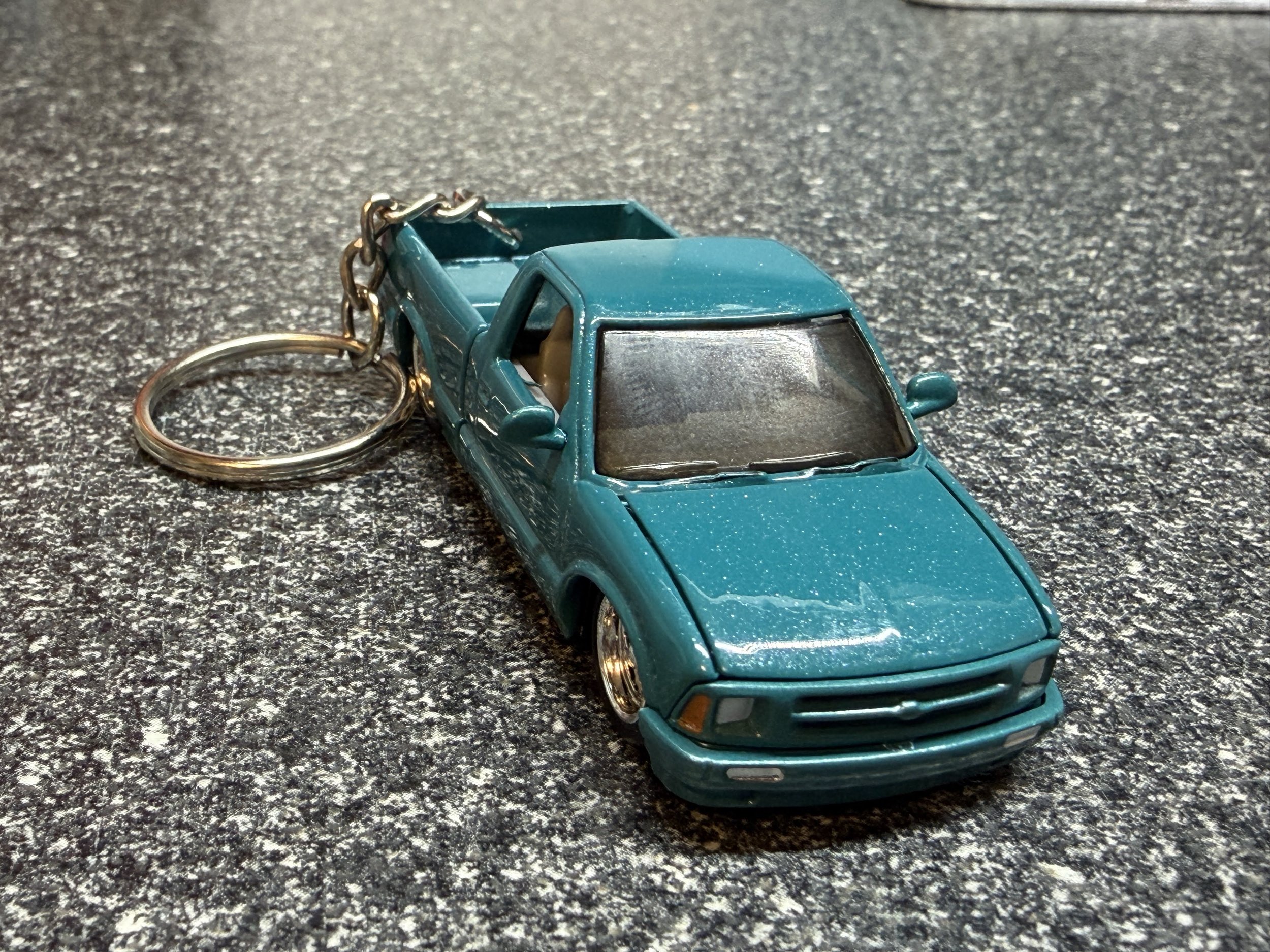 1995 Chevy S10 Truck Keychain Teal Hot Wheels Matchbox GMC S15