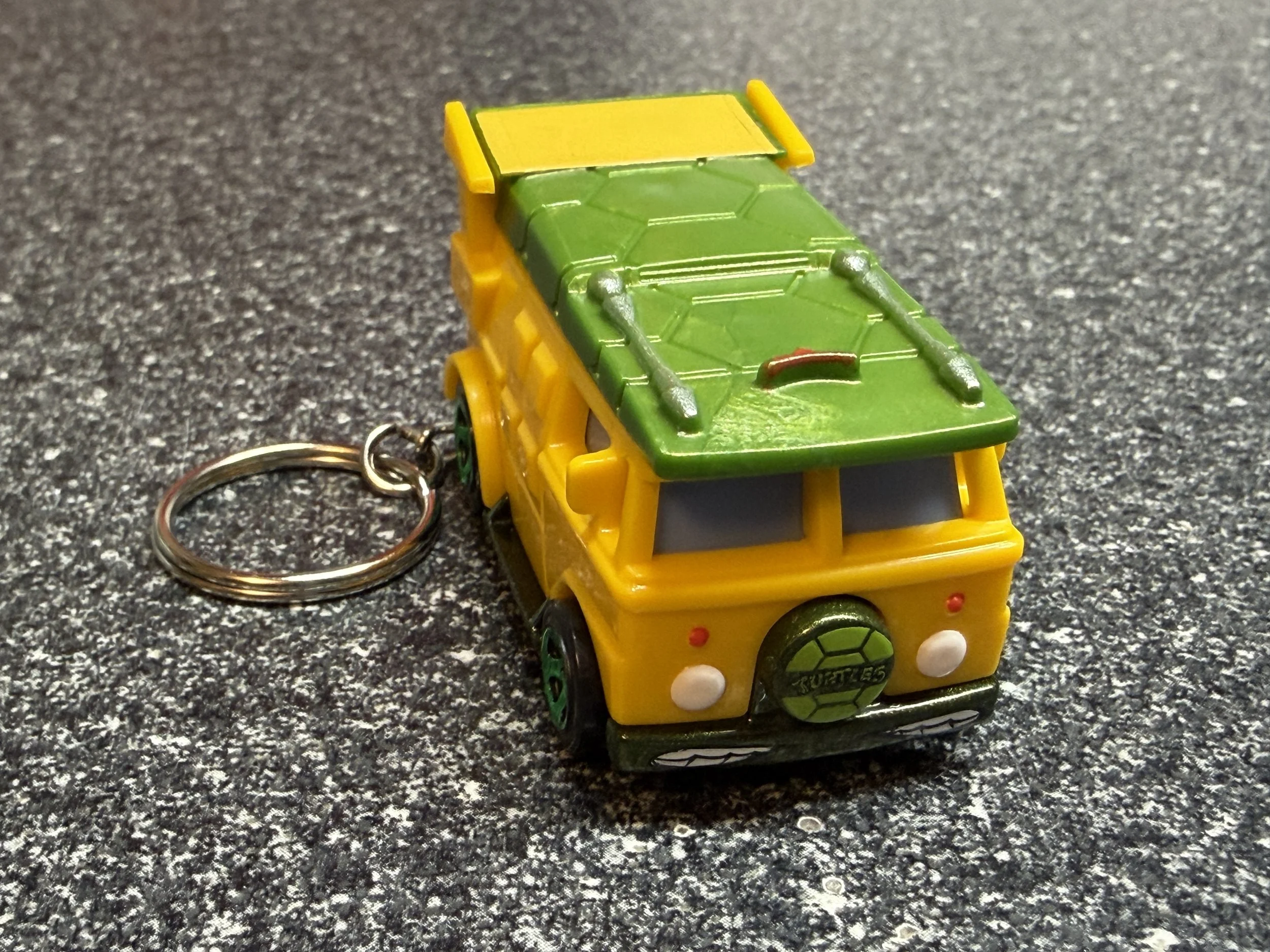TMNT Turtle Van Keychain Matchbox Hot Wheels