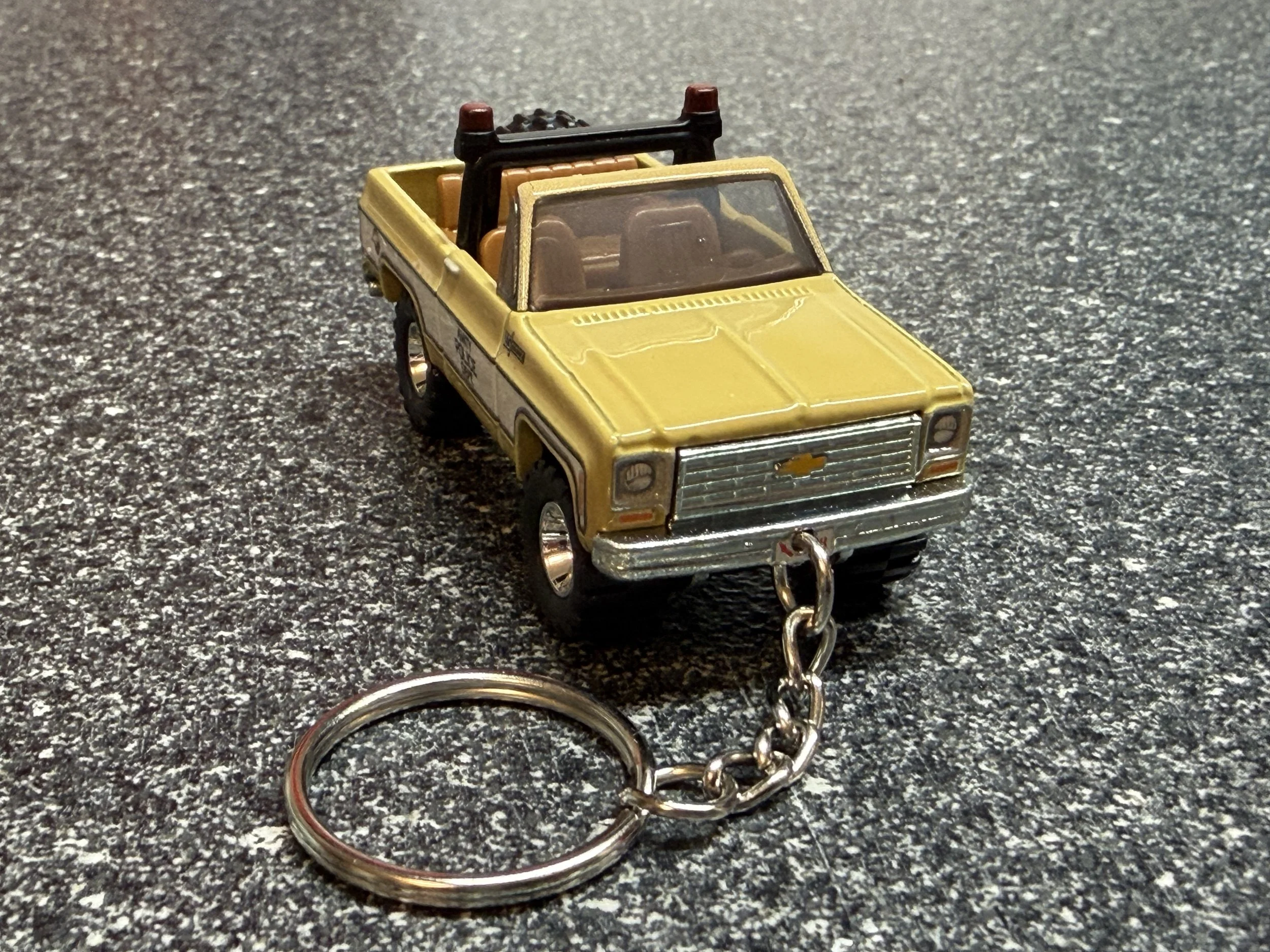 1975 Chevy Blazer Keychain JAWS Hot Wheels Matchbox K5